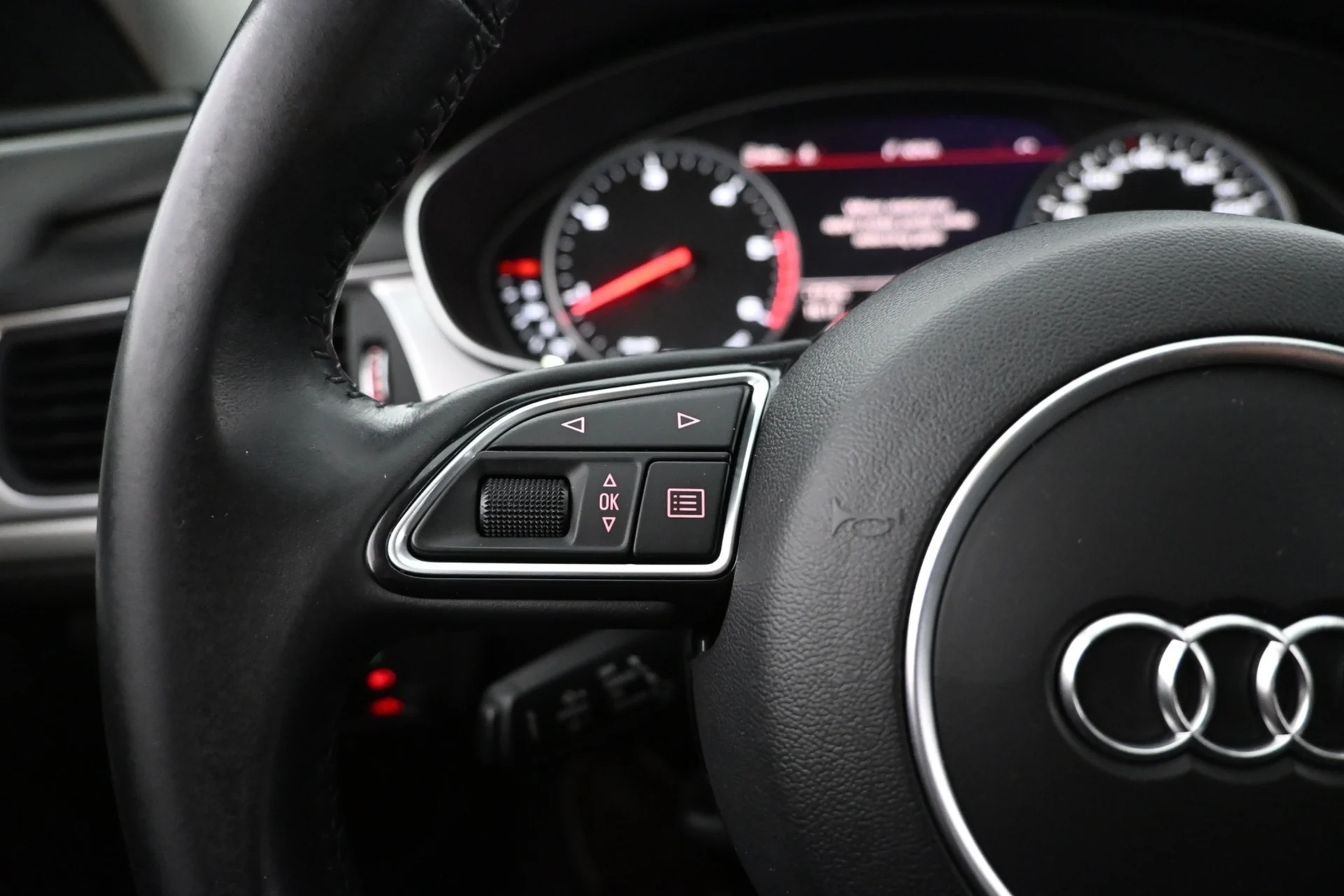 Car Image - 5q79eVewwcxP6mdANKC7FS