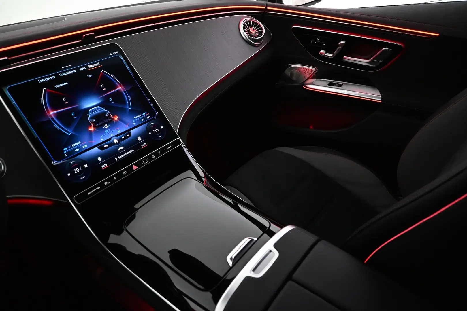 Car Image - 4wzLxsQDAf3MAywf5CwBLb