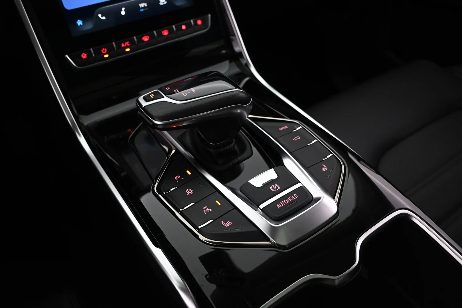 Car Image - 6XK3NVVQ3UneHgl9yrwk3