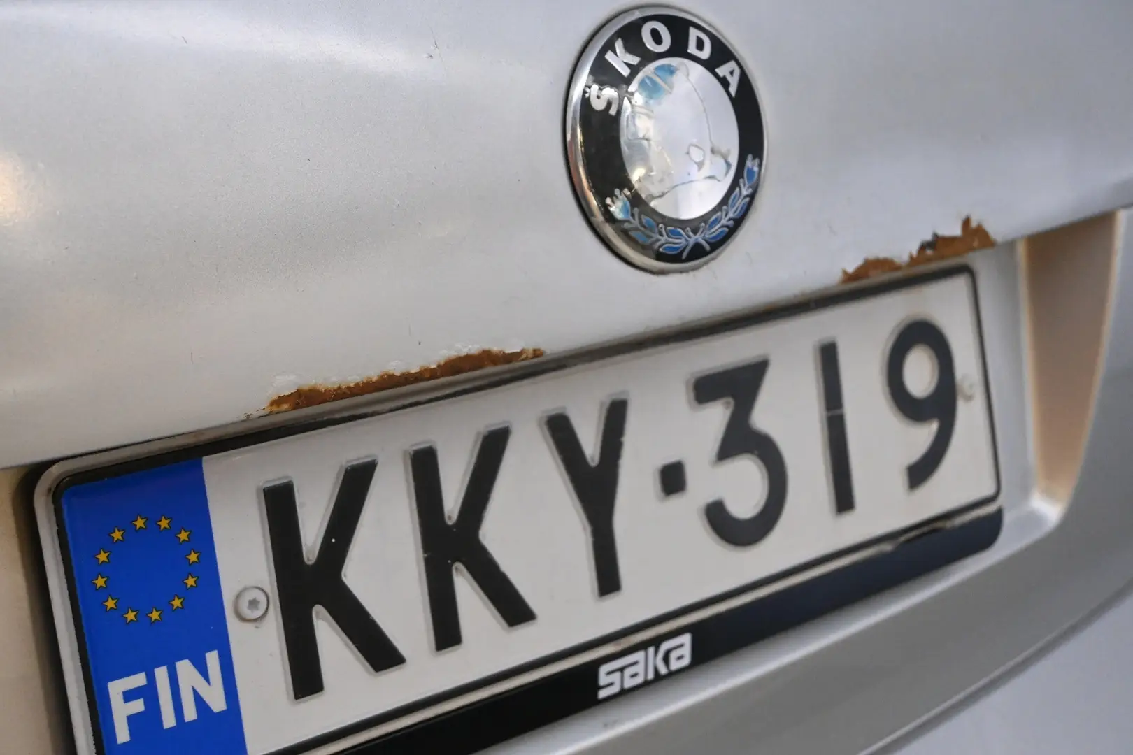 Car Image - 3P8L5yaBw9gZ9ePJKQHSRh