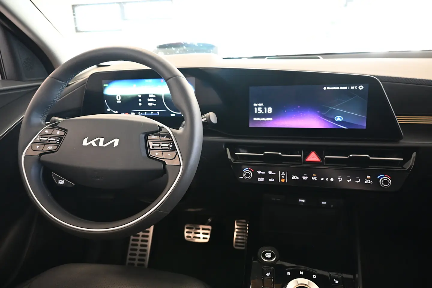 Car Image - 3c08YlzUougQkd9UJLWsWo