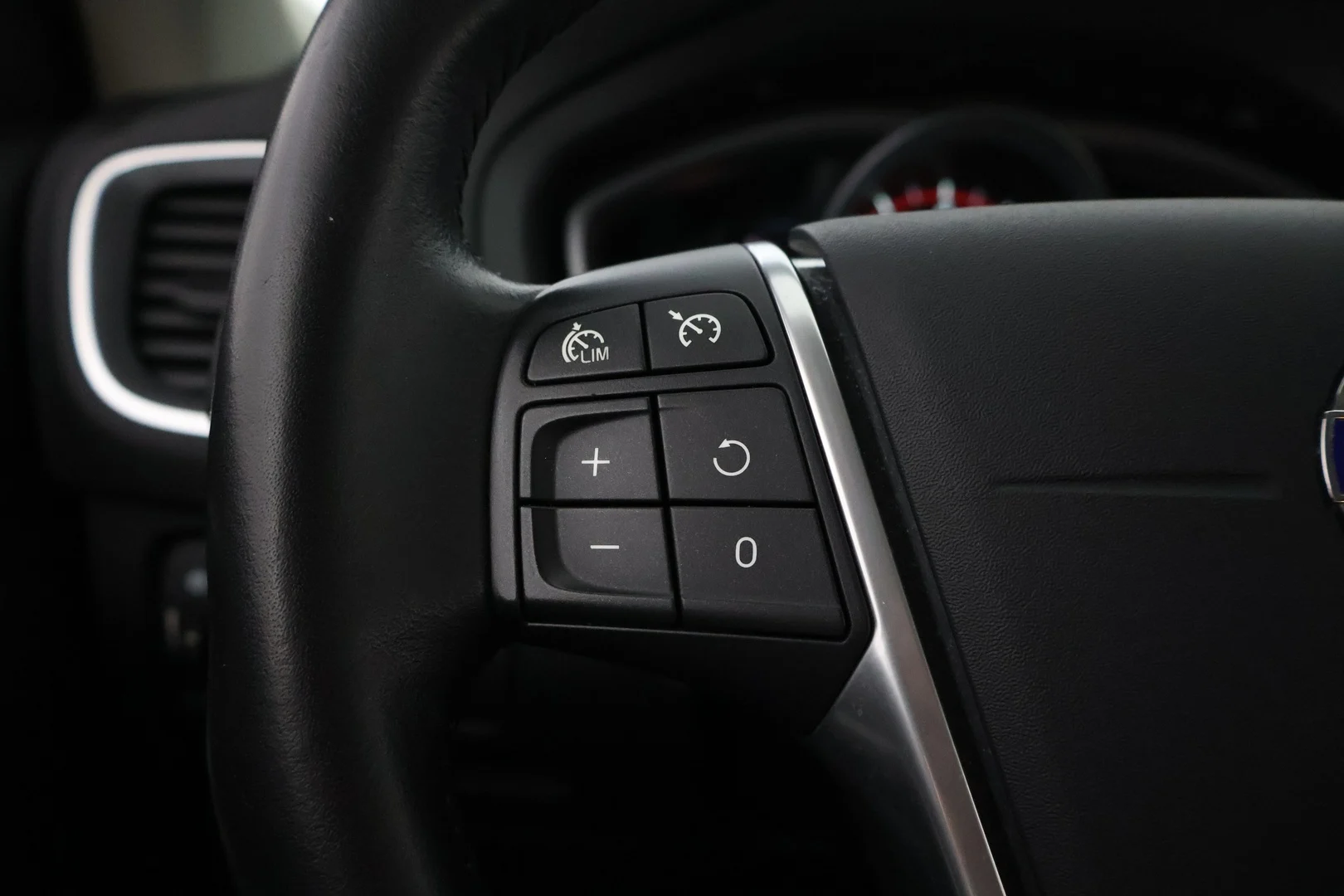 Car Image - 720fwlSvF7mu6PgARTFhW9