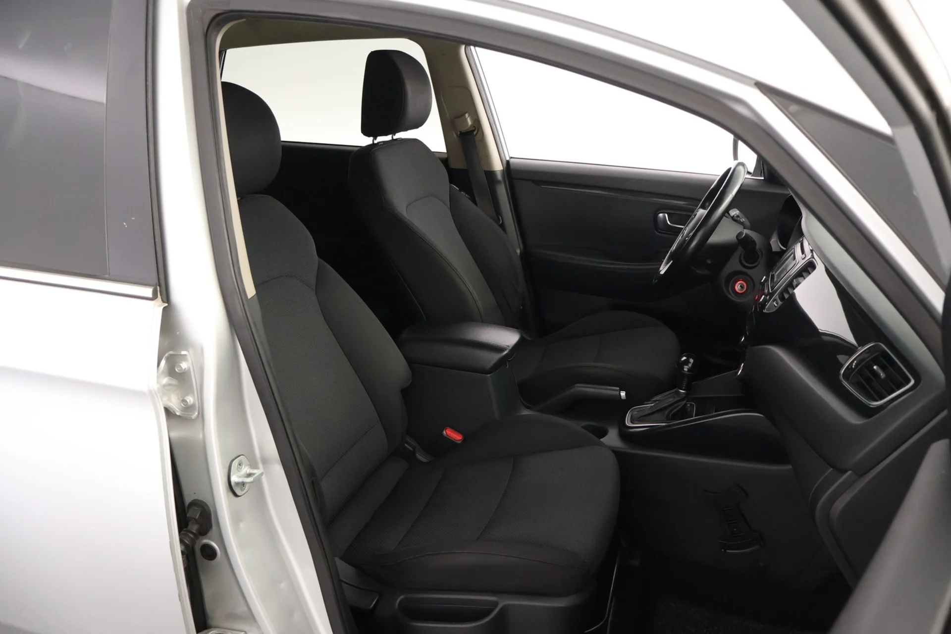 Car Image - 6CntSpPgFkBM7BvKD5Gprb