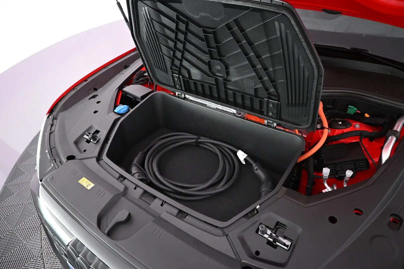 Car Image - 79TG8GiCDd5e8RDns5ghYe