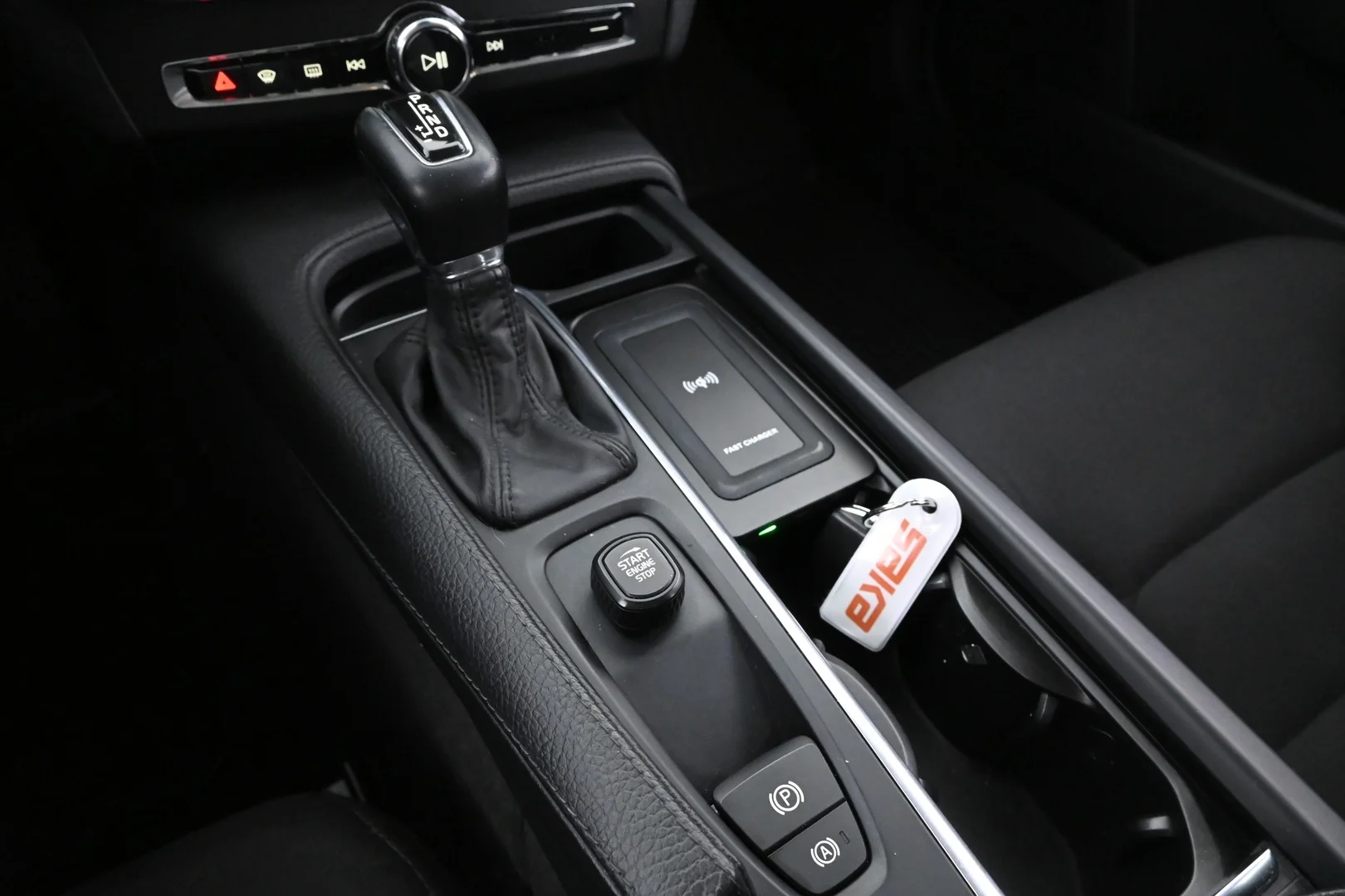 Car Image - 5ShIJ5GiSAT78kL1YDuT56