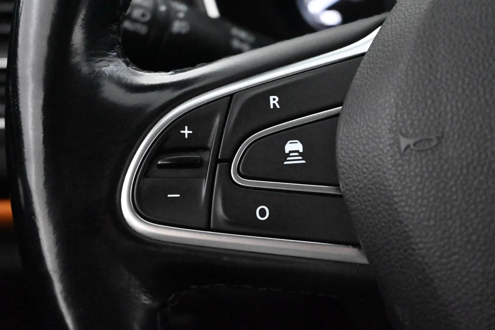 Car Image - 204vQF973EU9252FhTqrVV