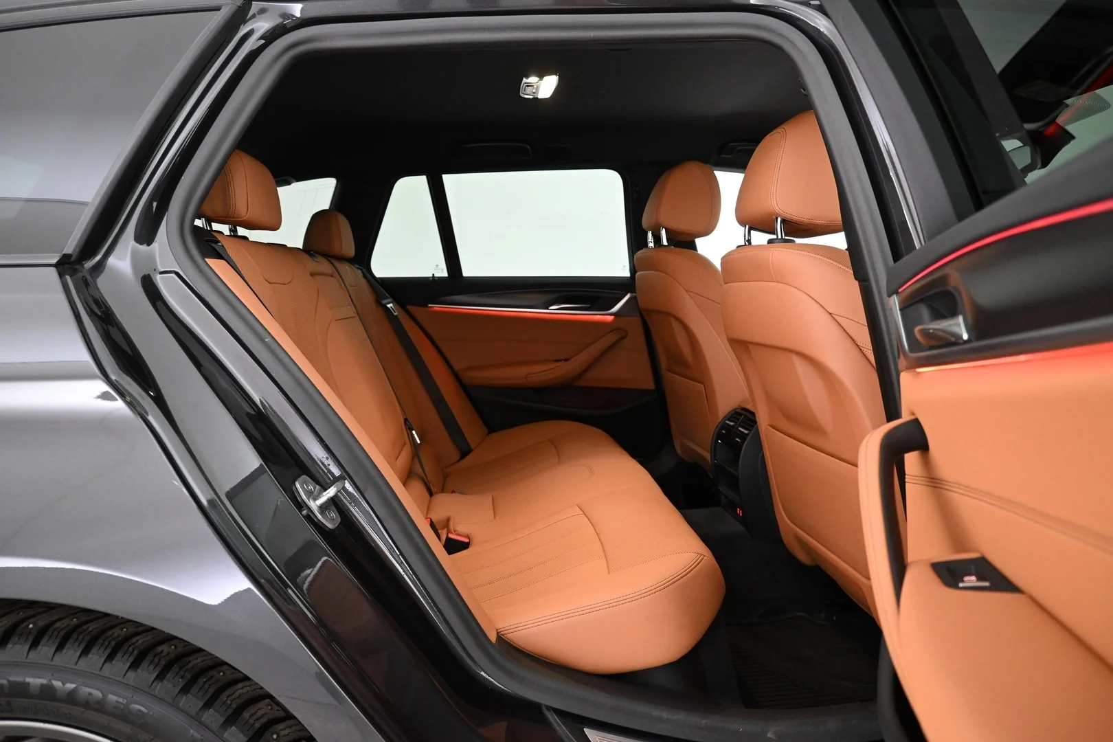 Car Image - 6nFhieAhLwCGrdiRTGHLbC