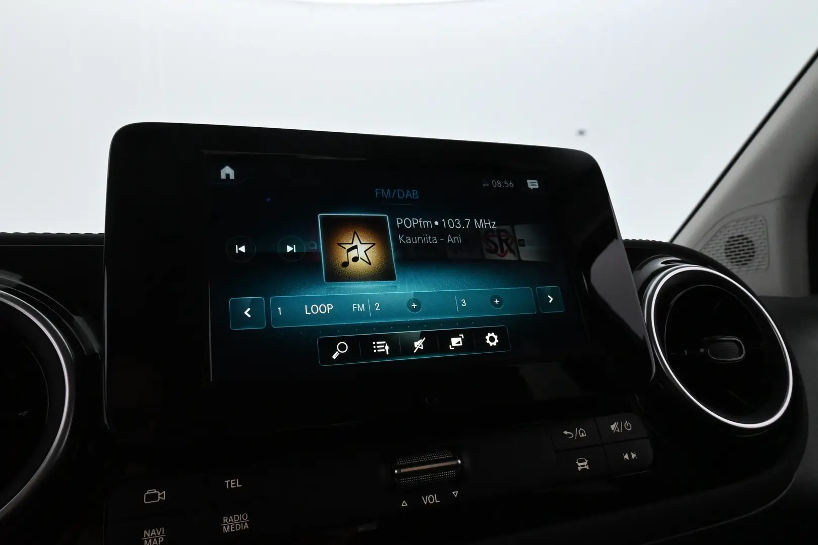 Car Image - 15eZISzVq3PFszvkshjr0V