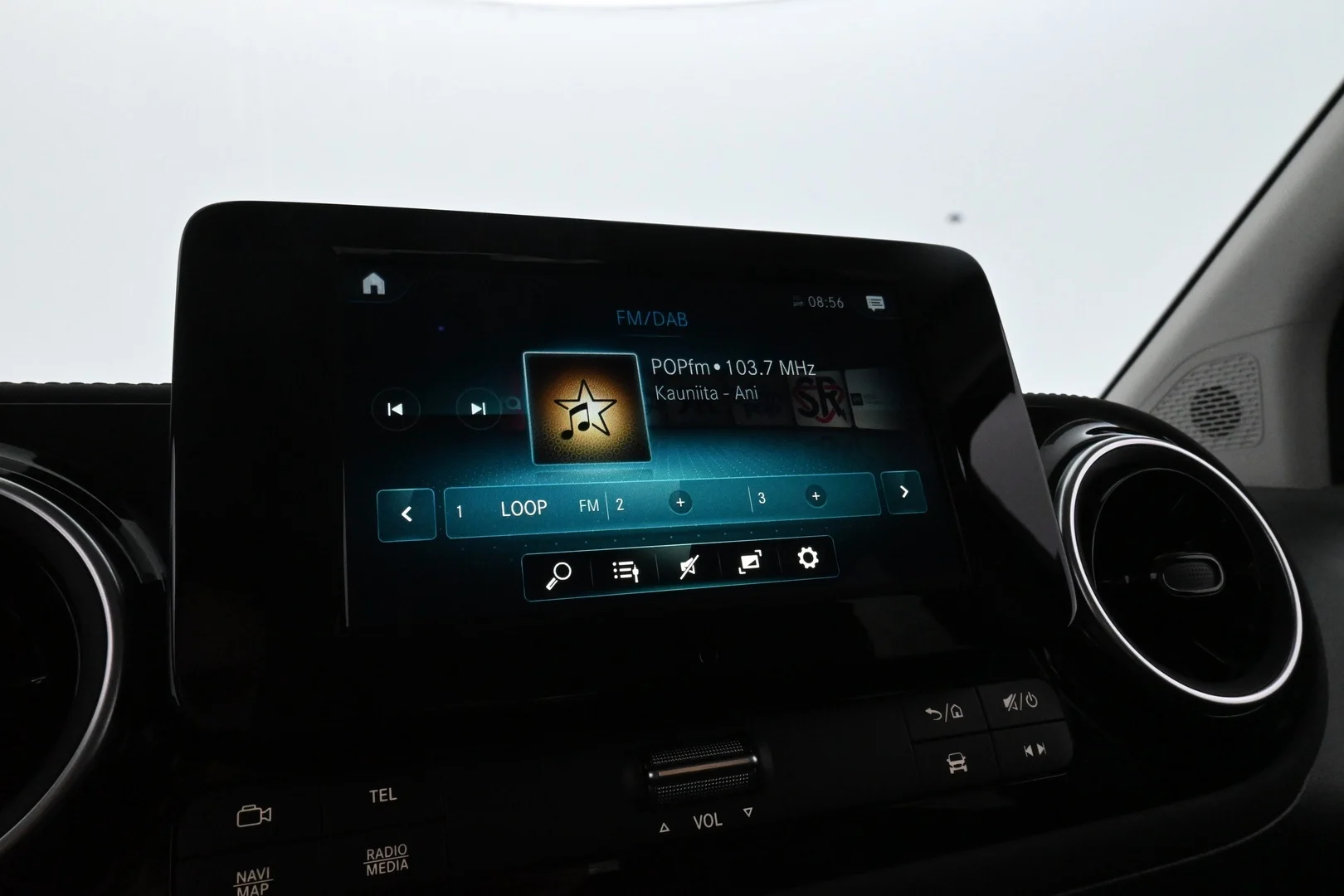 Car Image - 15eZISzVq3PFszvkshjr0V