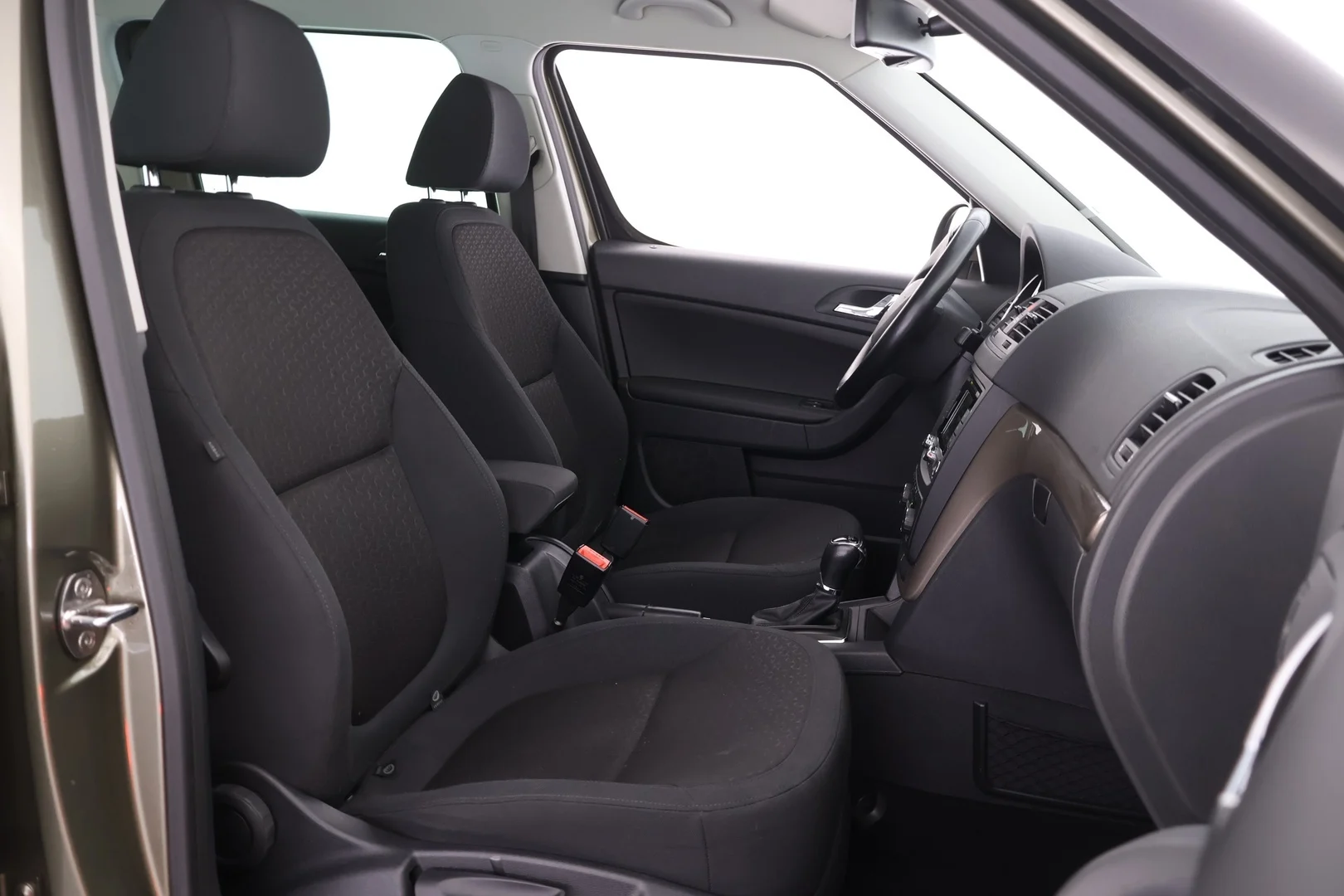 Car Image - 4vYfjYWqjvfS7BXZvbHMR