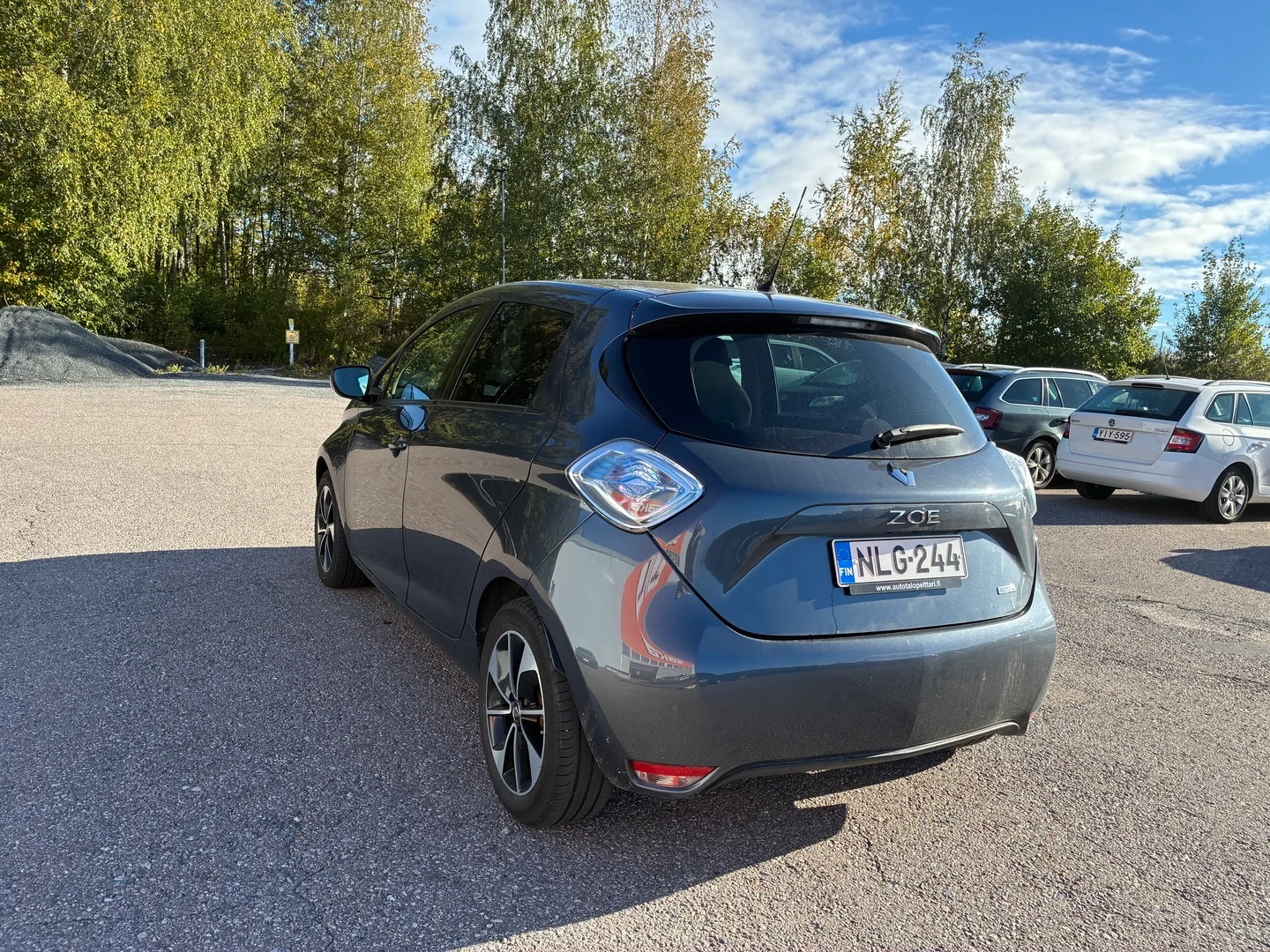 Car Image - 1ZGEuSIshZ7rJs00qMHlD2