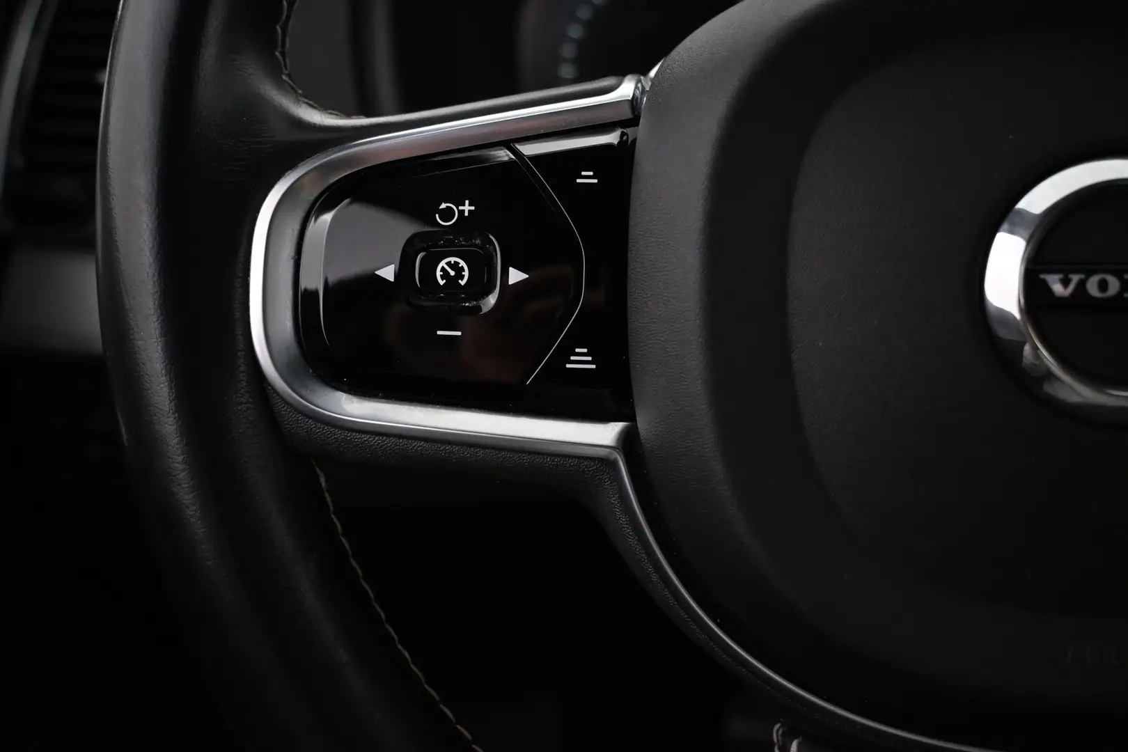 Car Image - 77n7xVQZlWssKUg0vZ7R5x