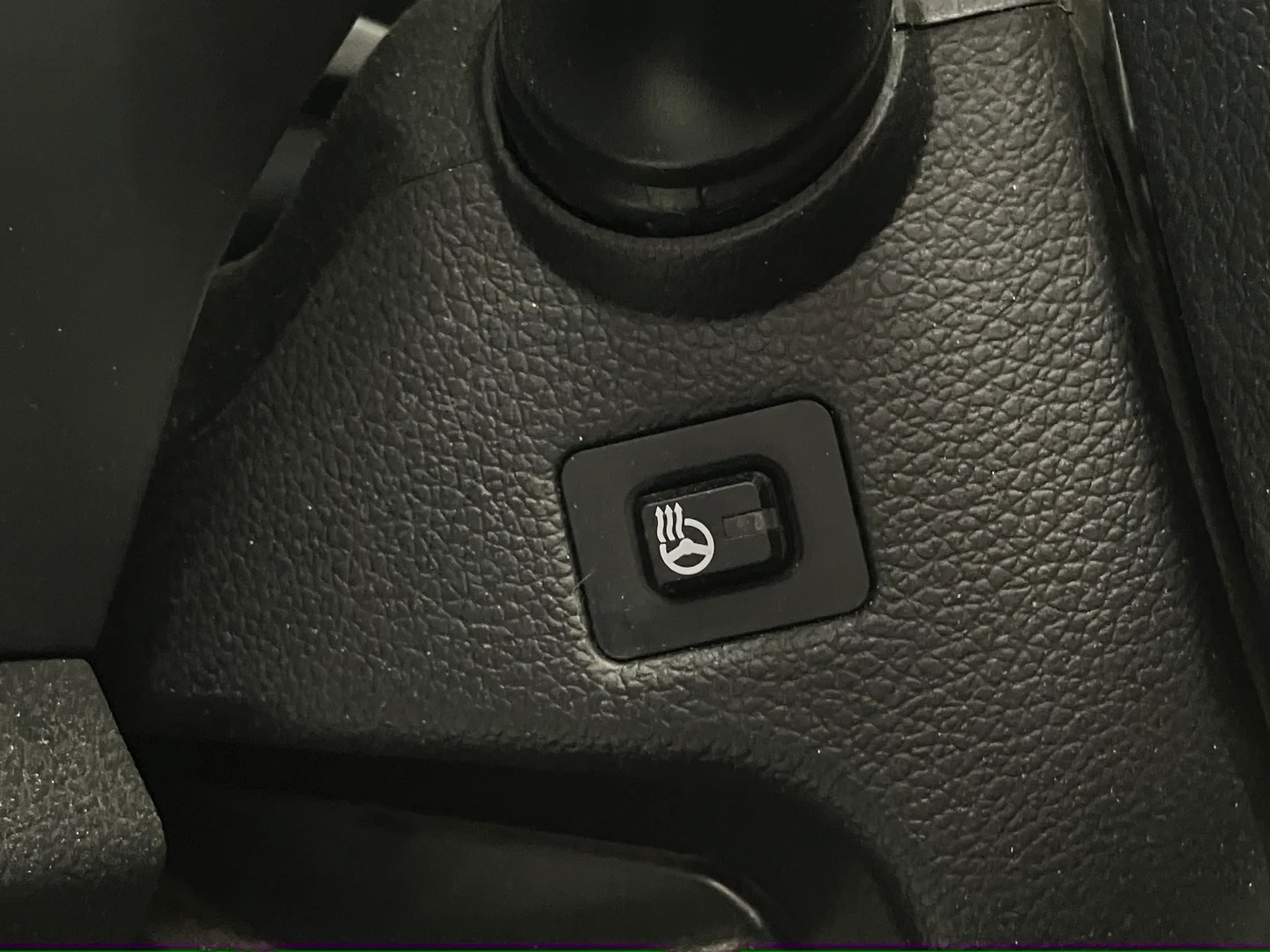 Car Image - 5LH7haFxsAr8fHmGWqVd72