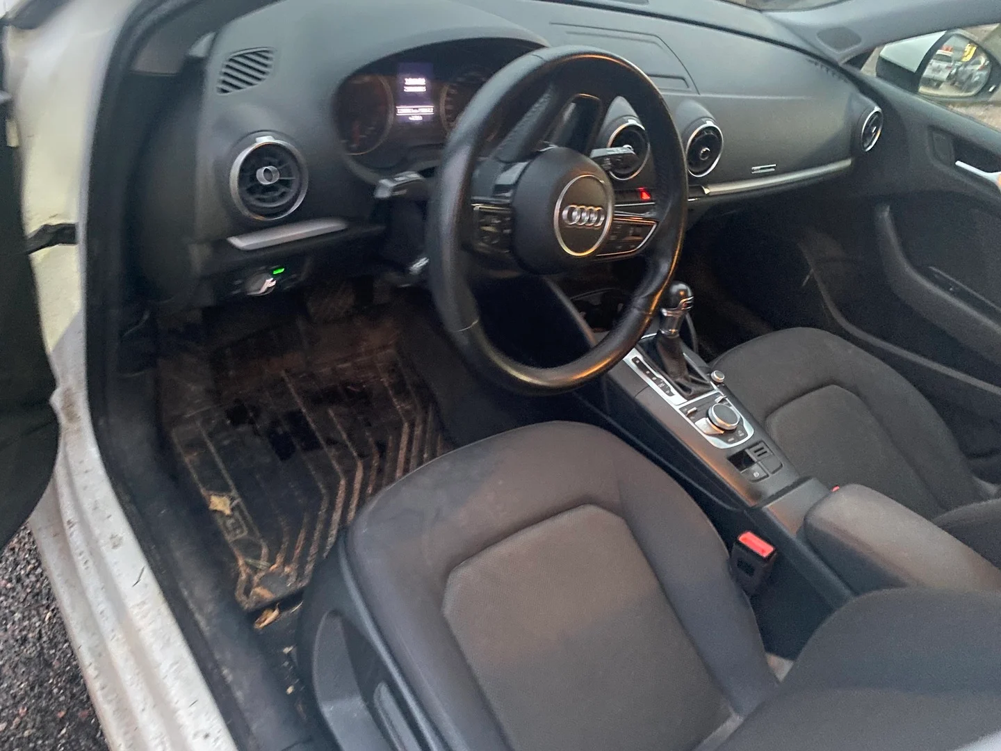 Car Image - 29yPX0FFoKntqSjgGO29T3