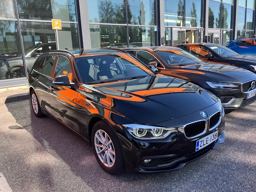 BMW 320