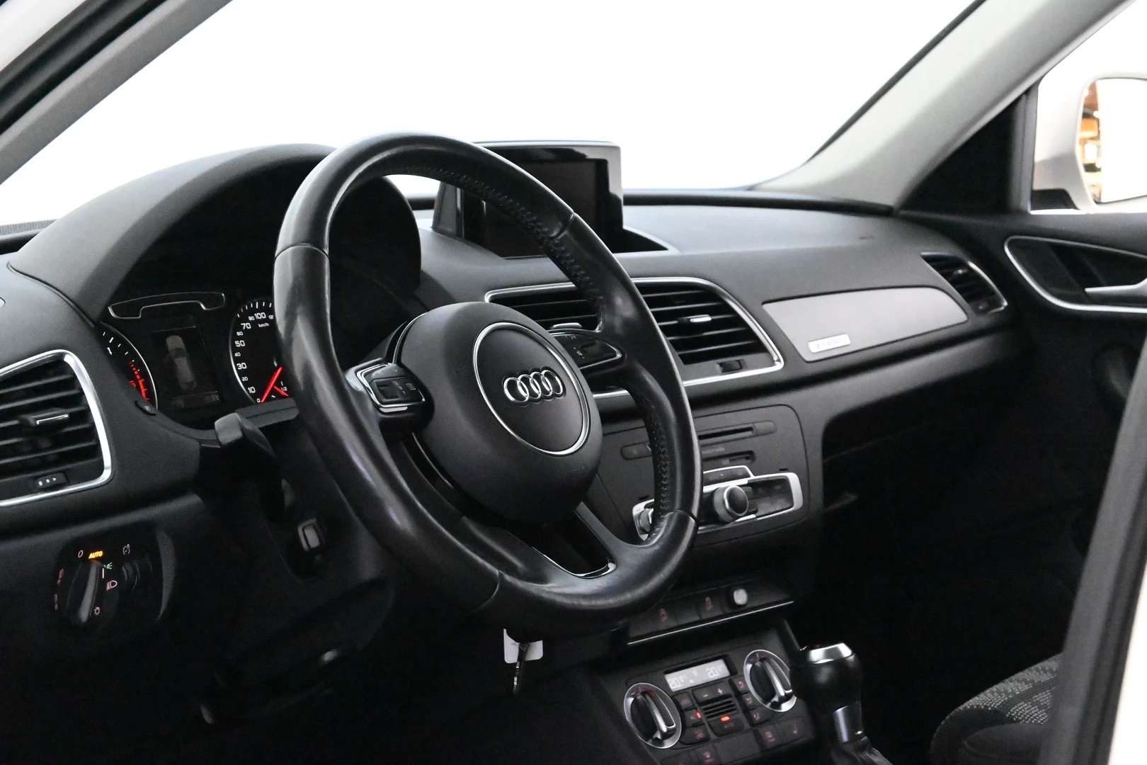 Car Image - 1rg3nTGYEei6WHgqkRXG3c