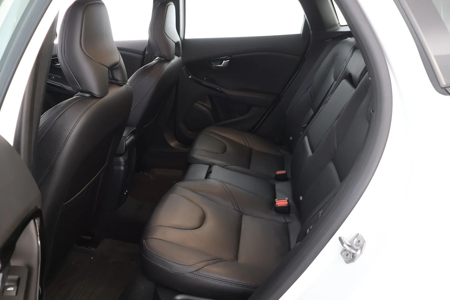 Car Image - 79n14p3lk8RLihF8ZpXuCA