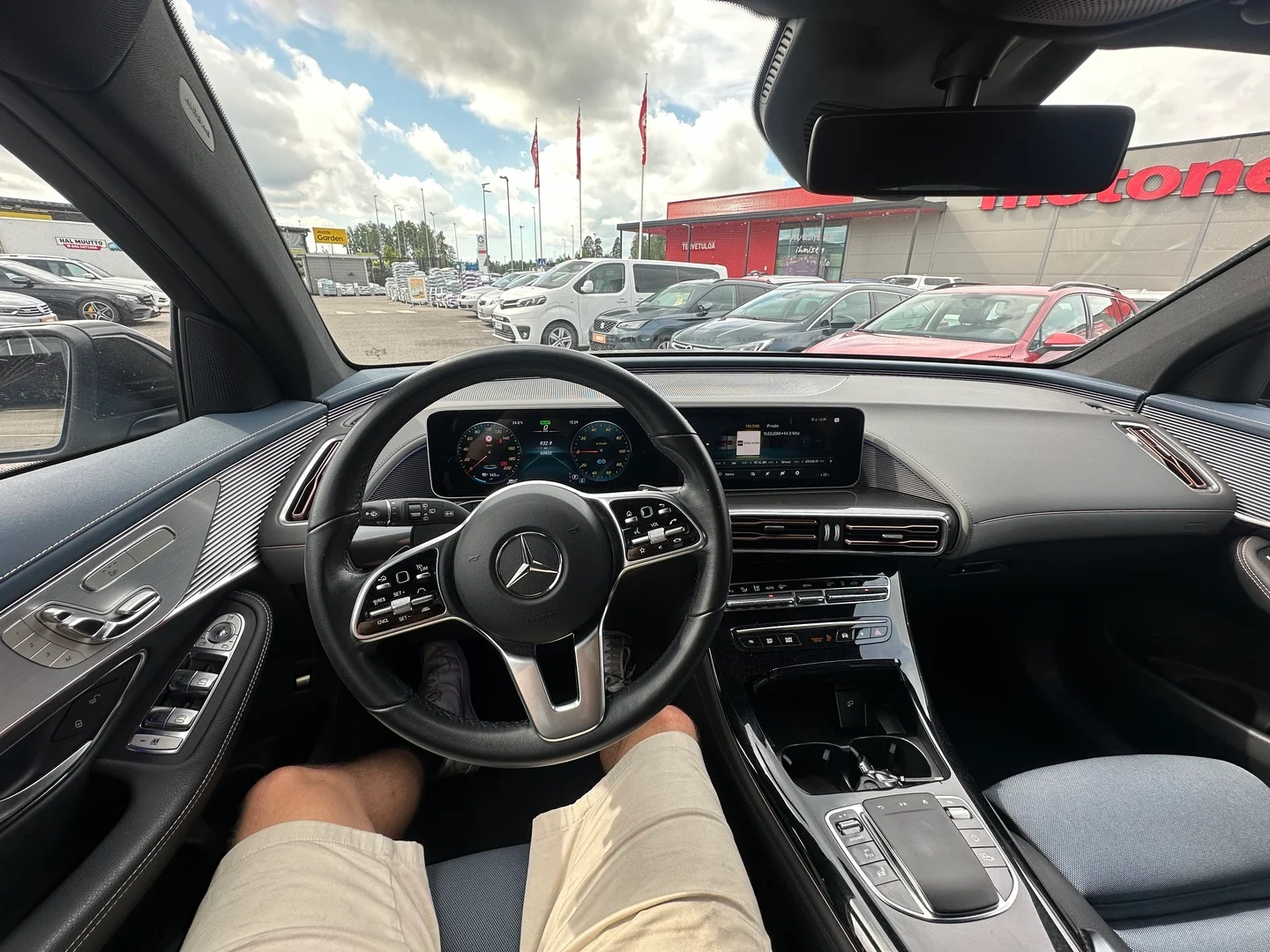 Car Image - 39Ud8k87rin3EH1LyLYdtu