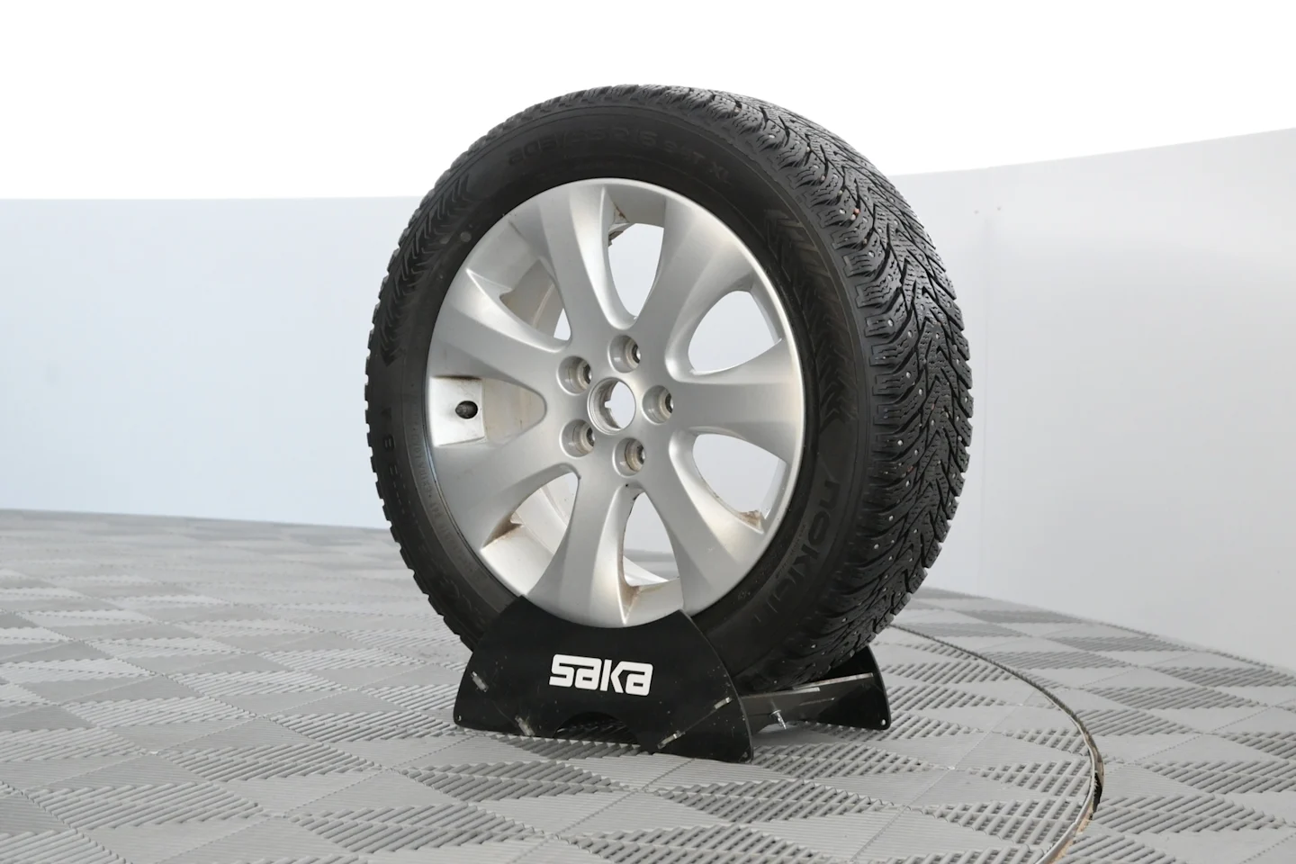 Car Image - 3cJPcW7OvdJ8WIvZmuA3St