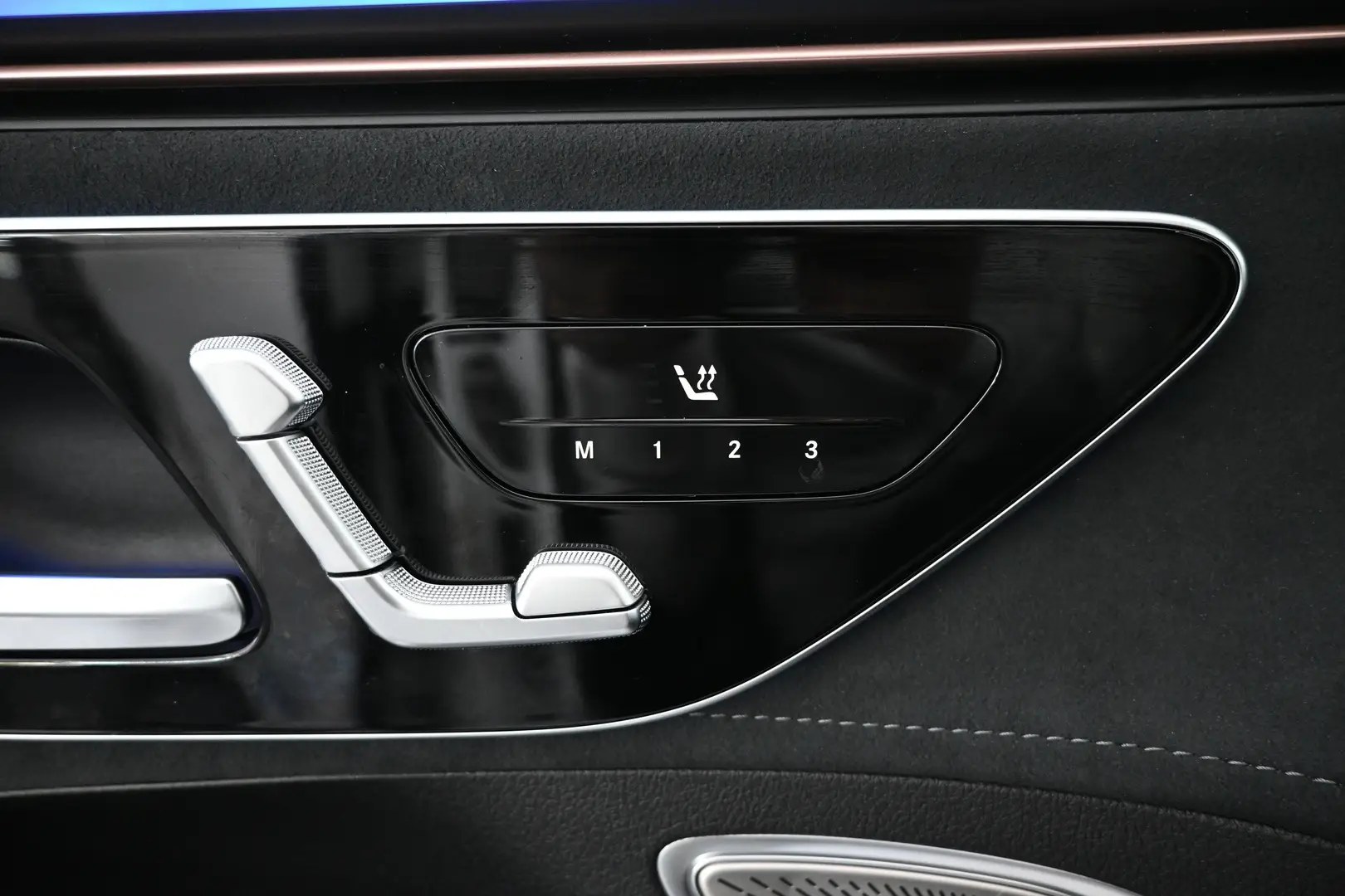 Car Image - 4wCvPbhWiWk2lrS2Yxwpb6