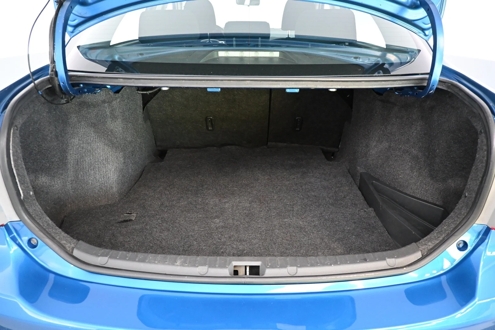 Car Image - 2nEIi2BEcVvlVe93aNVVzL