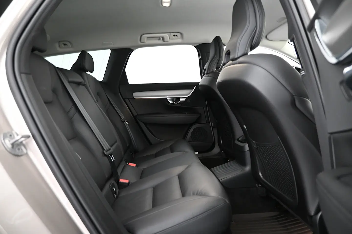 Car Image - 7naXsWQKsNkuDRiMzupdGl
