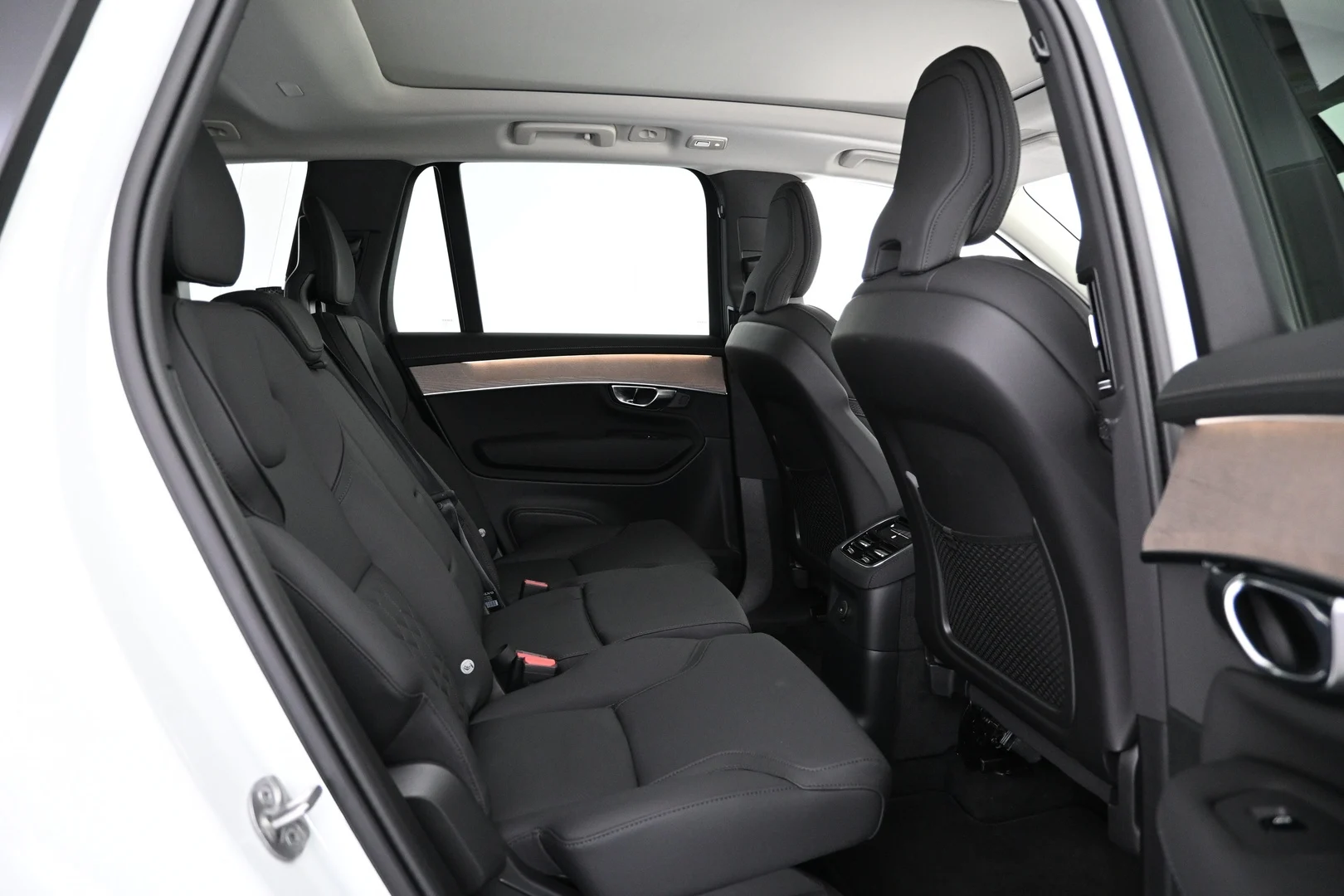 Car Image - 3sWs8YALUegZyfcQ5B228O