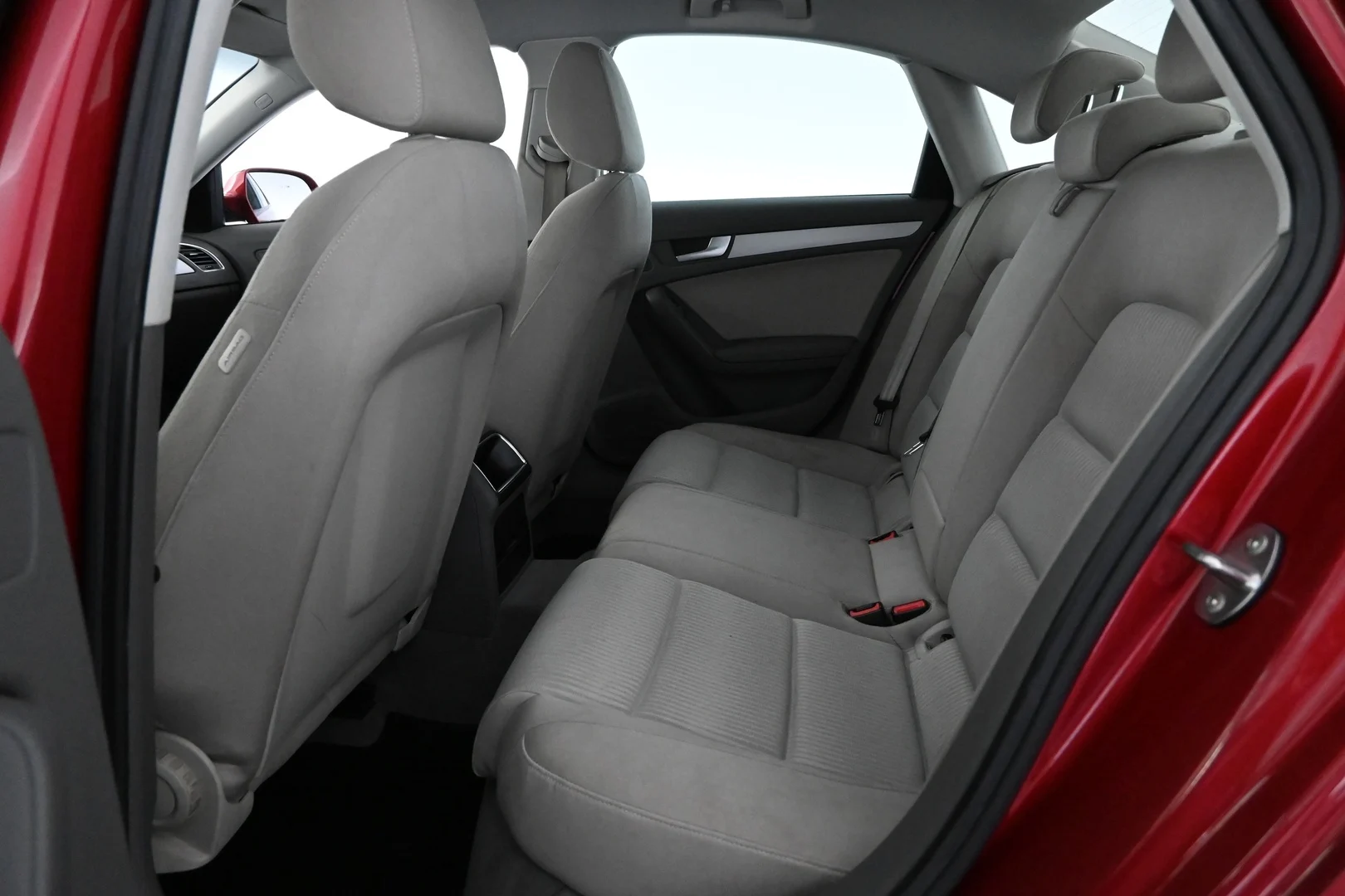 Car Image - MpyoIa7FE55dxDDD5rwOv