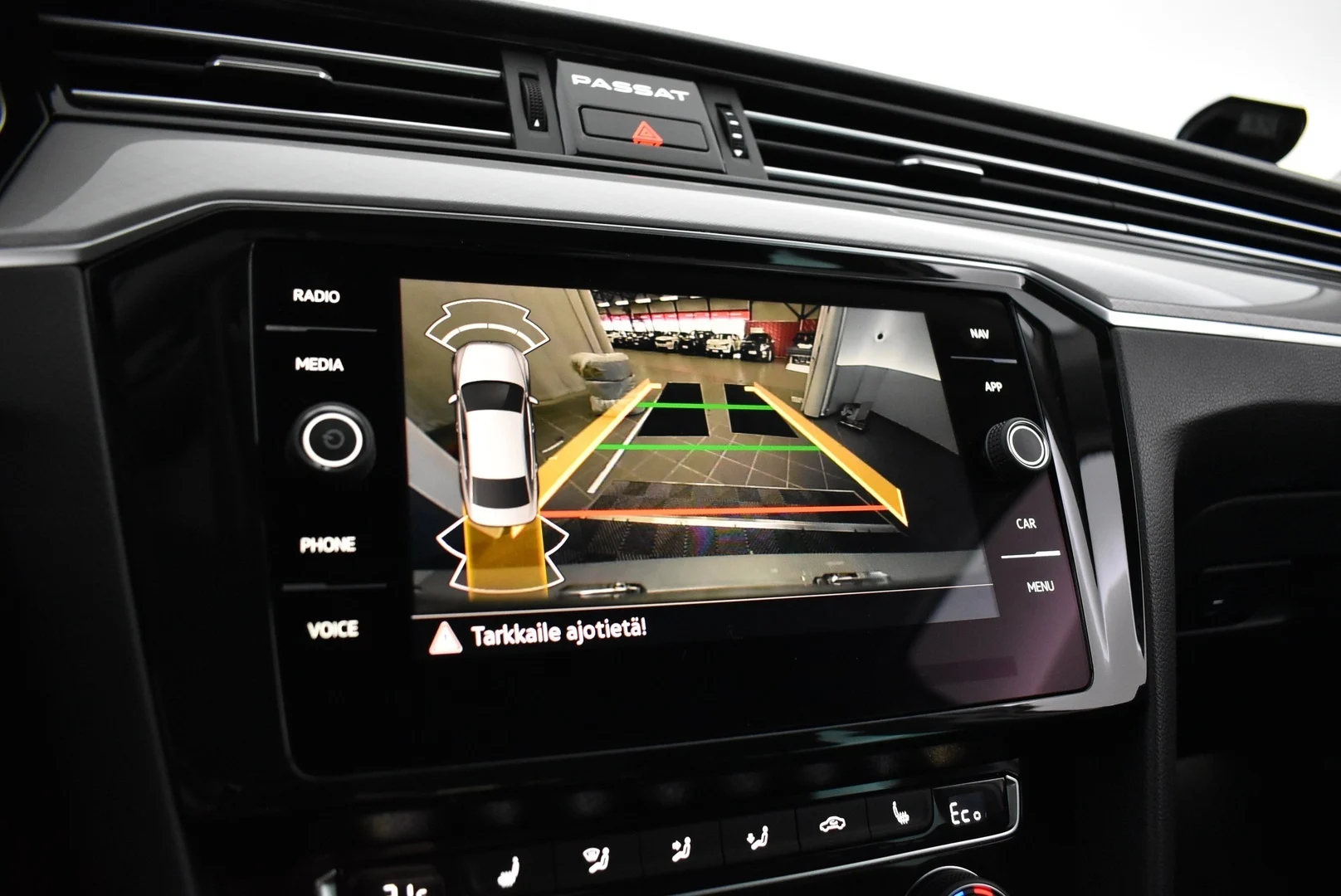 Car Image - 5nUXEul7H4xnBTfSazEEoM
