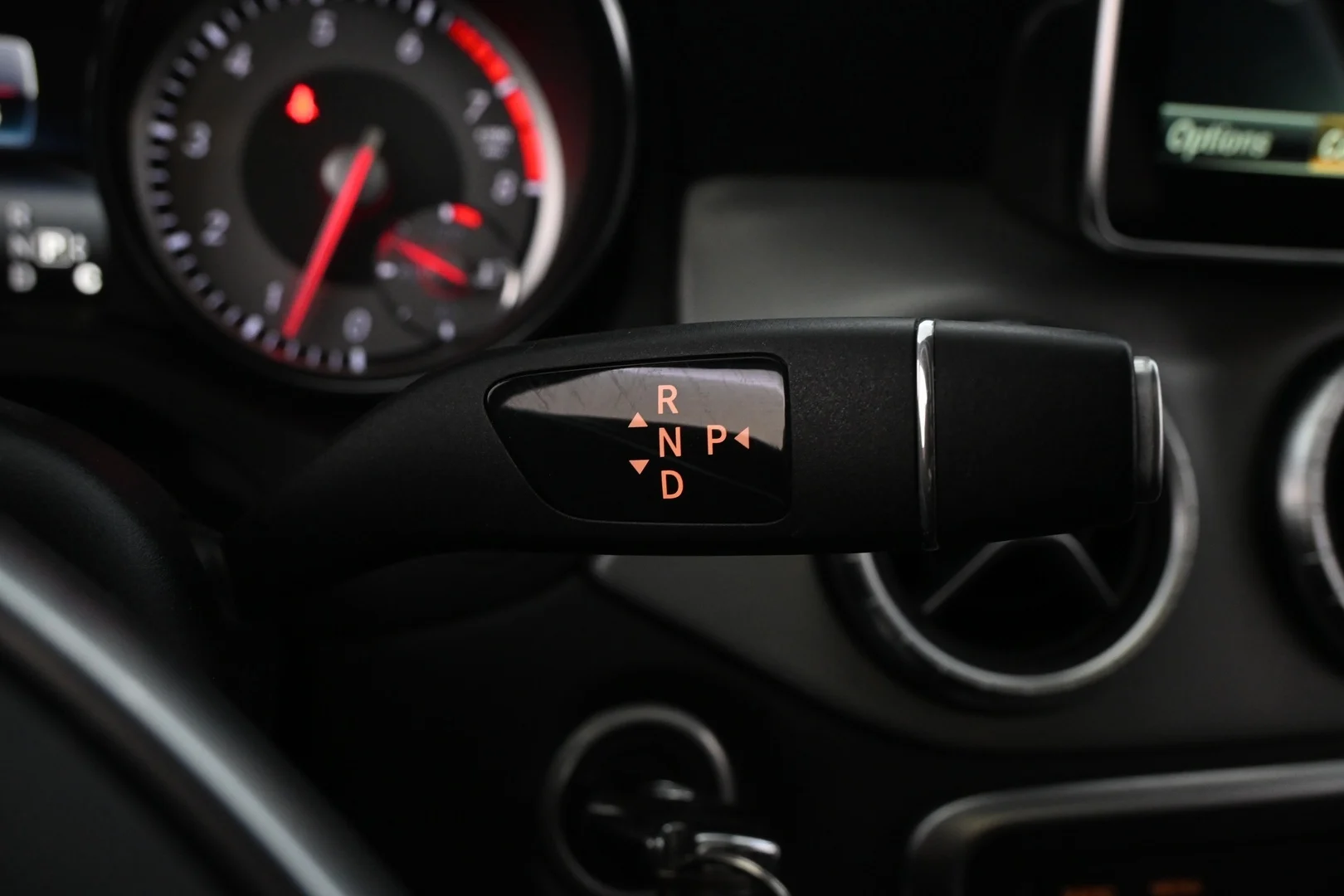 Car Image - 6IPkIGgoeb7jSvDNhLBKkJ