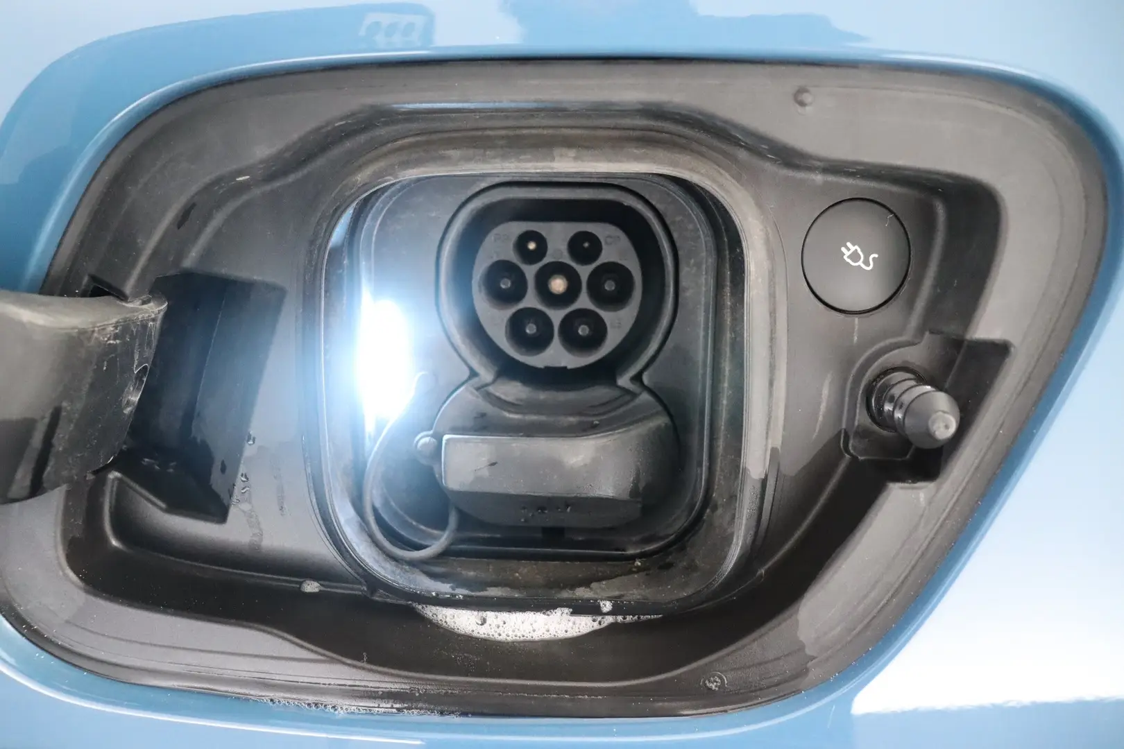 Car Image - 6Jnc2md0wnuzTSzrwXZVoH