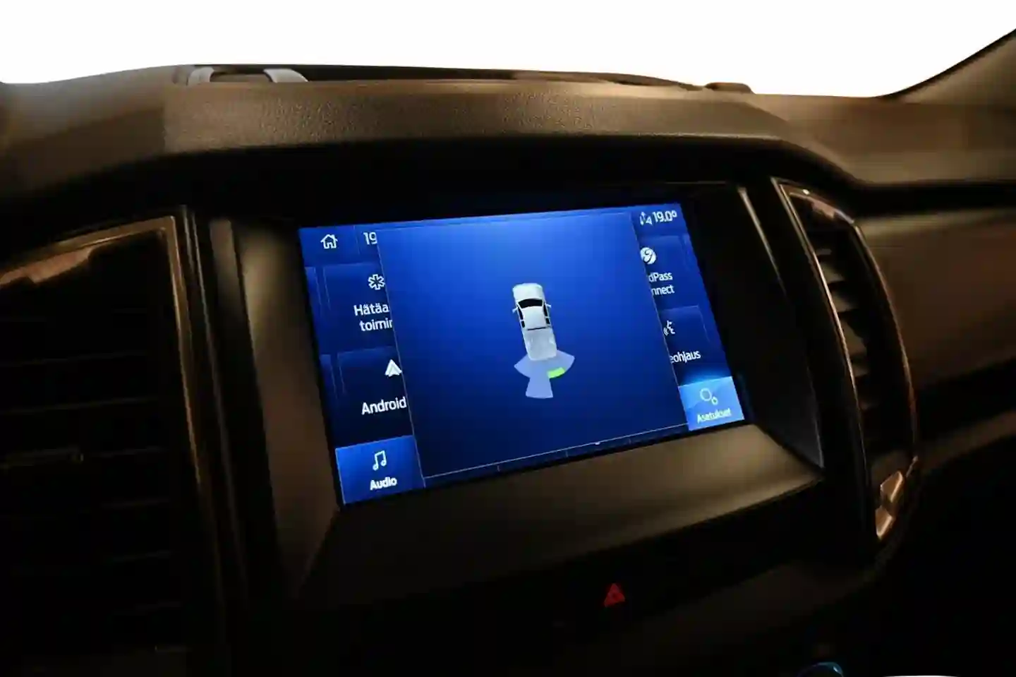 Car Image - 1koIBVT3GLvEi30ayObkL4