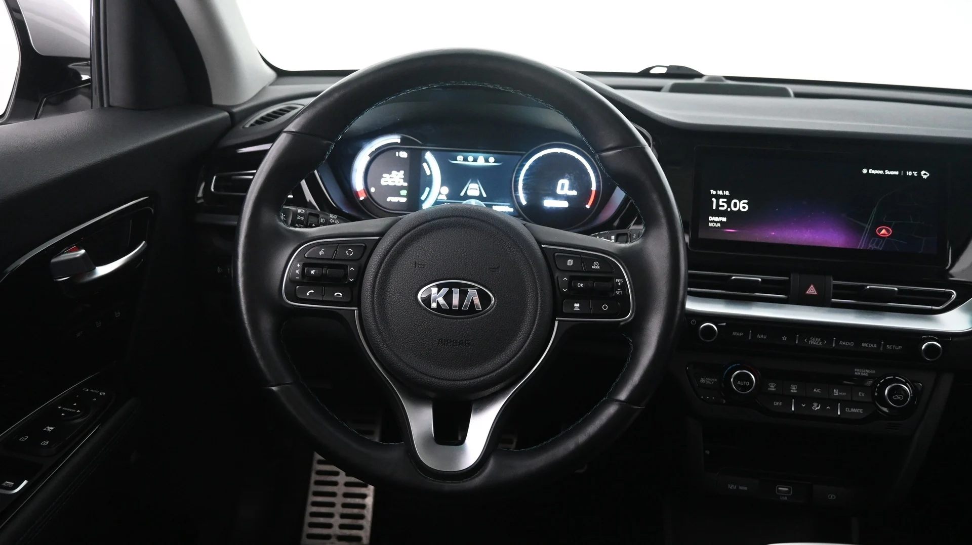 Car Image - 6vR9Ib1txQ9hbK3jlD8hbV