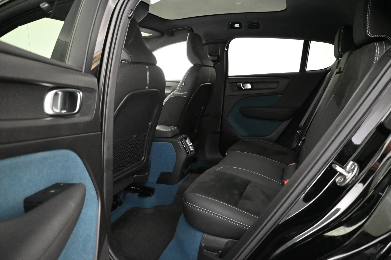 Car Image - 1PpJuiYKRhbBbPEt1VD2SI