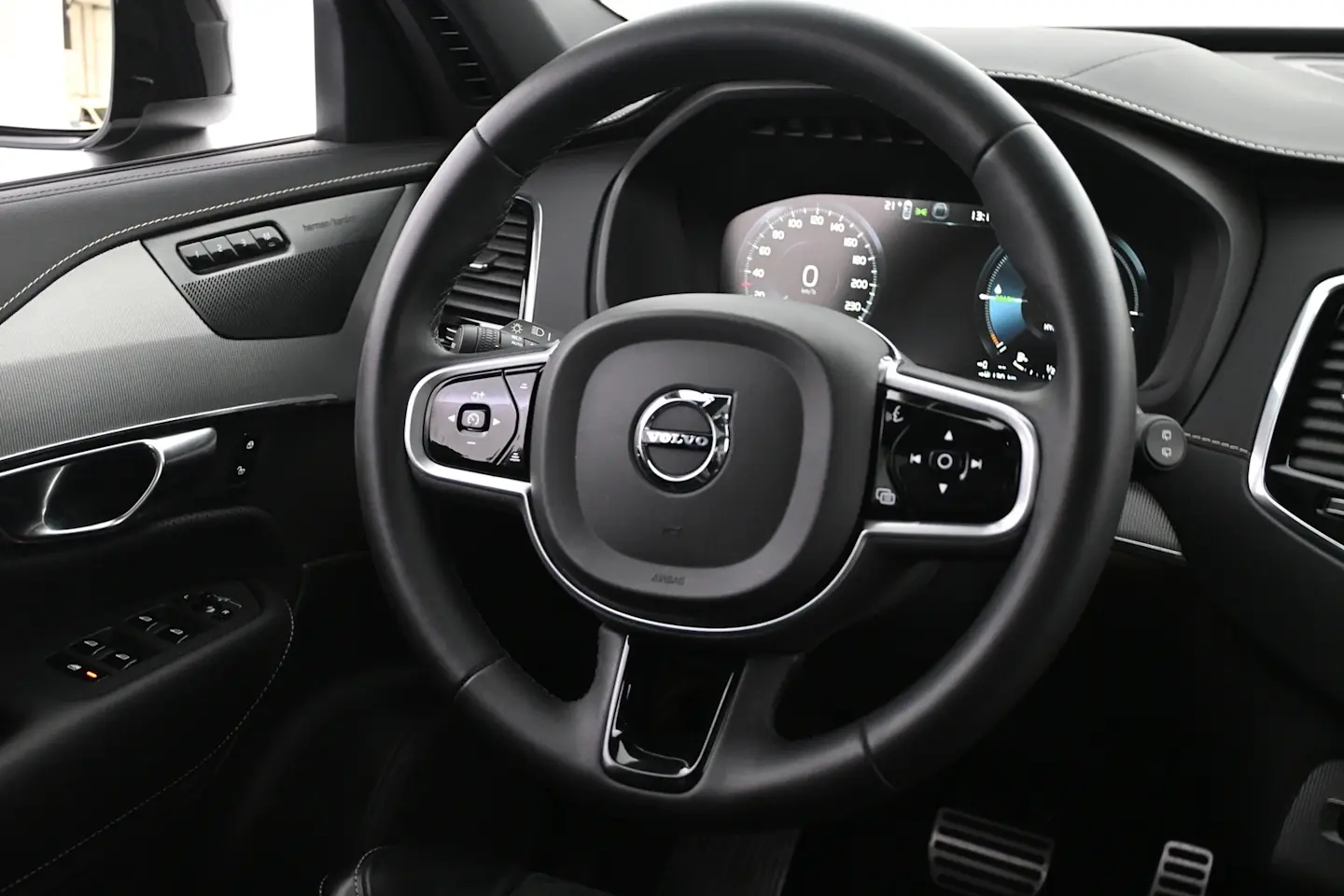 Car Image - 5c9a8JmPbHcSzeBKRRO1qt