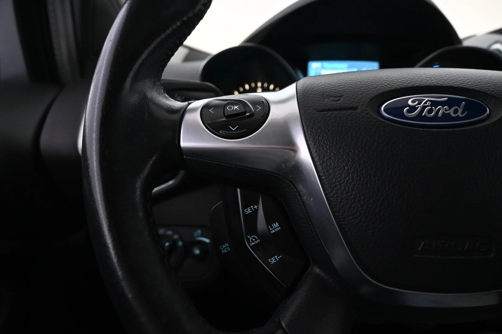 Car Image - 4M9CwUYZBEYrgNSxNn6oRM