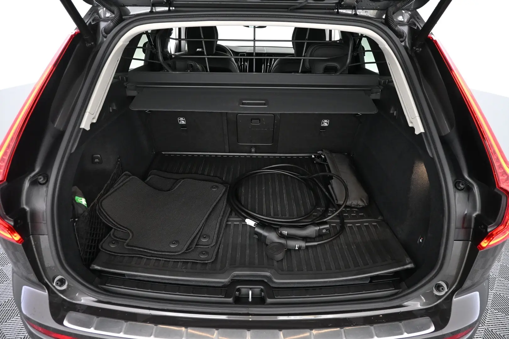 Car Image - 4XKHDdPZCZdH6cQsRb96xS
