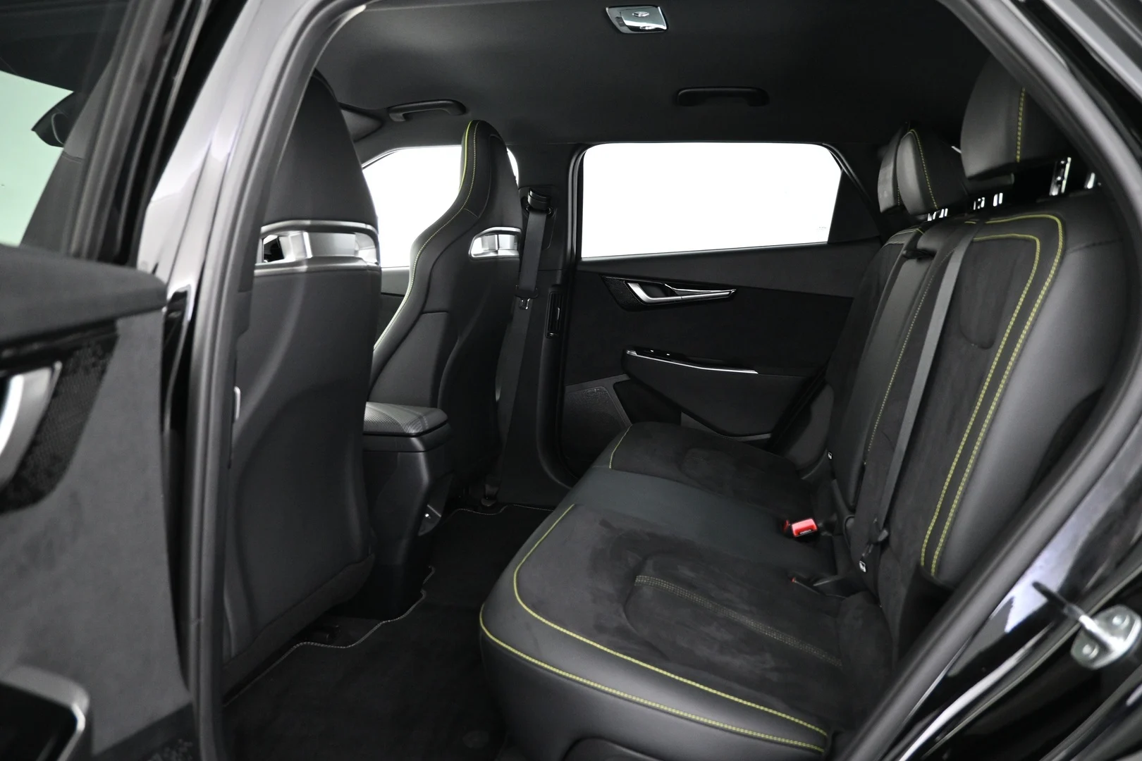 Car Image - 21QN4uODMthSVs9oYiZM5R