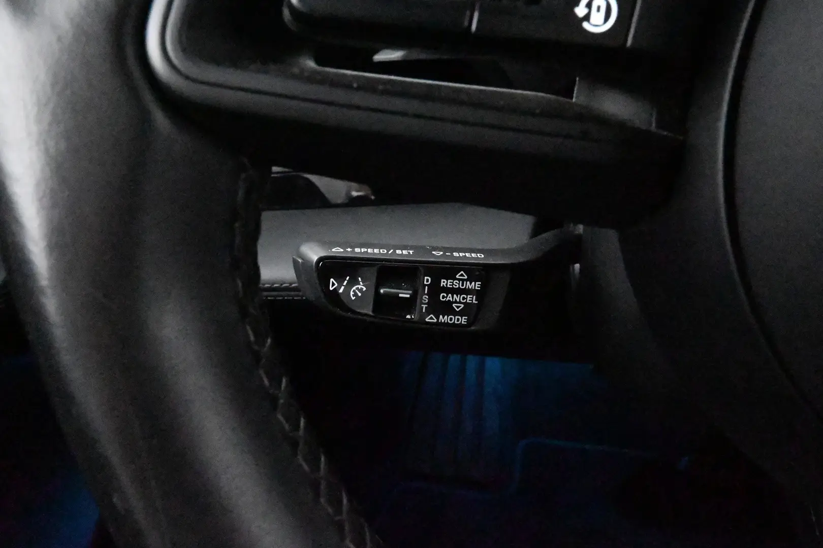 Car Image - 6nnc7MGdvUPOuC7CYTKxkW