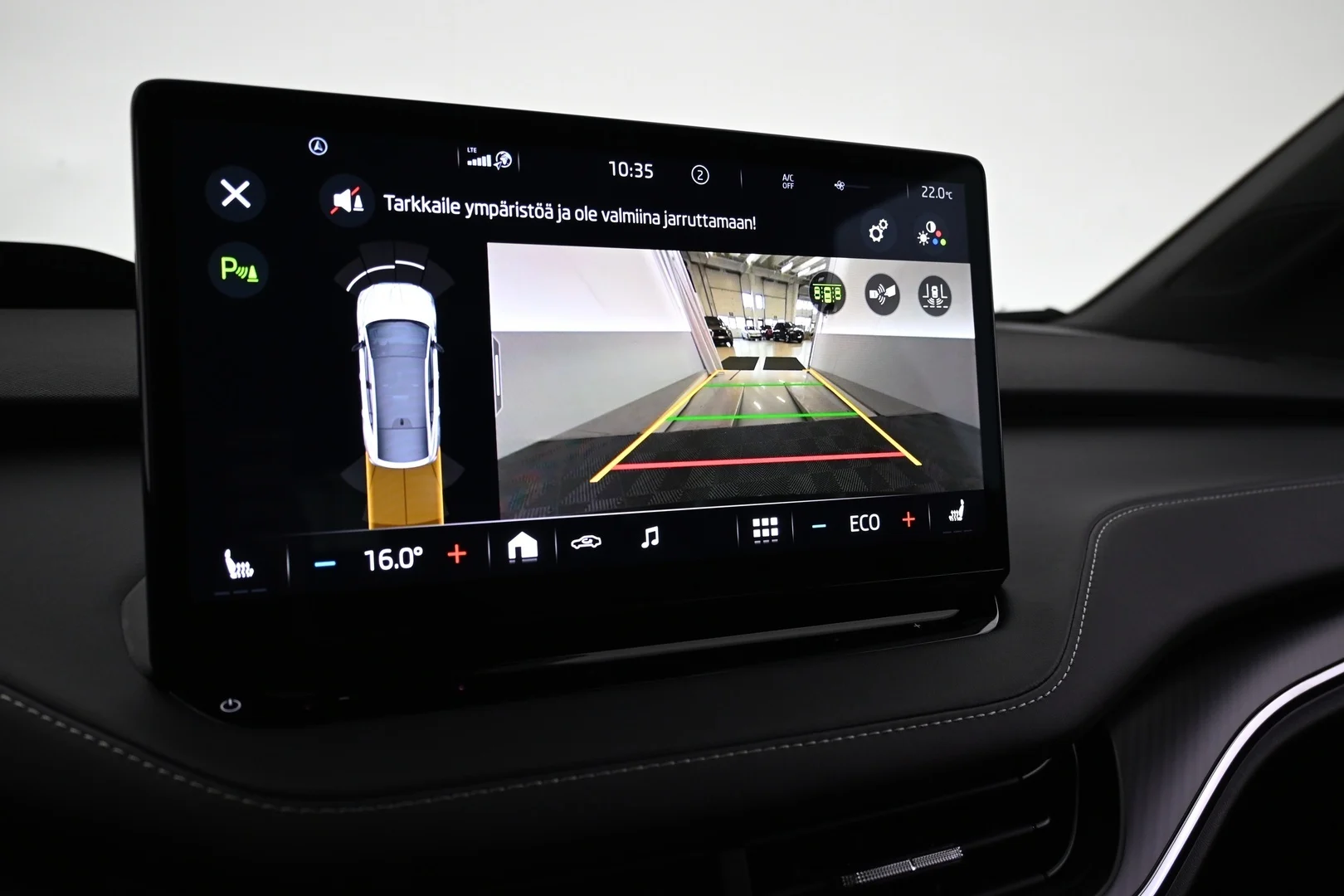 Car Image - 3lftQlCfLkIuIEHaauP6xA