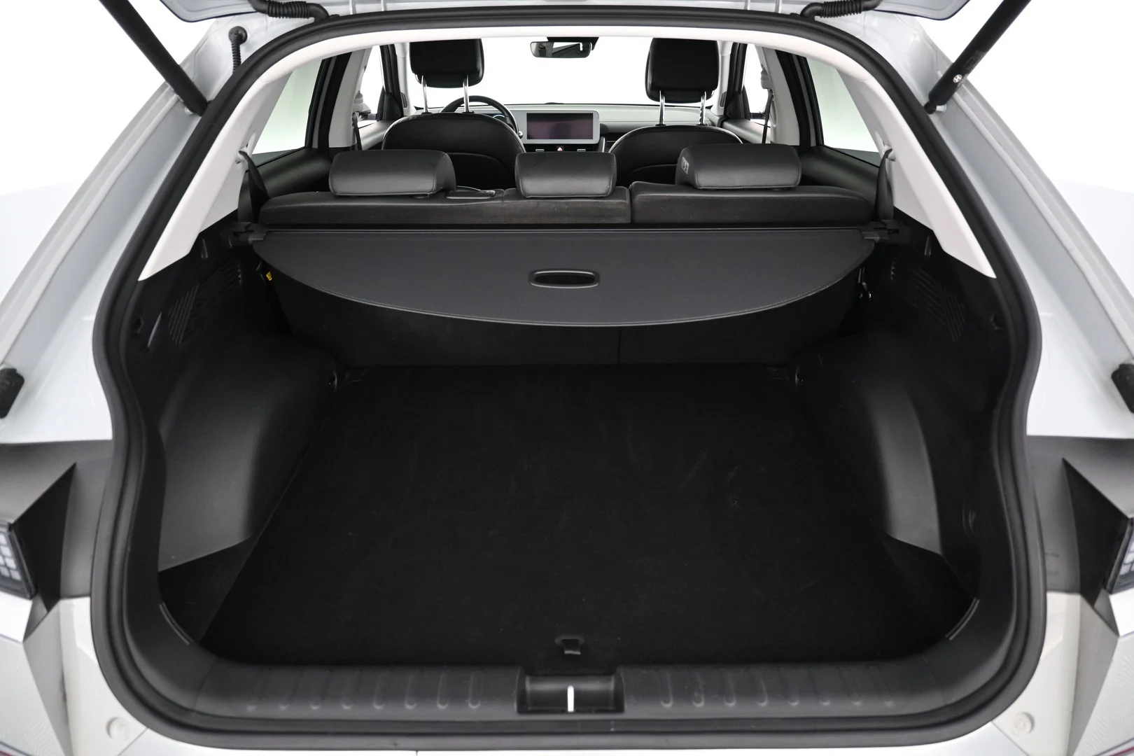 Car Image - 46WFzdV1o6Kfnsq7jgHC8E