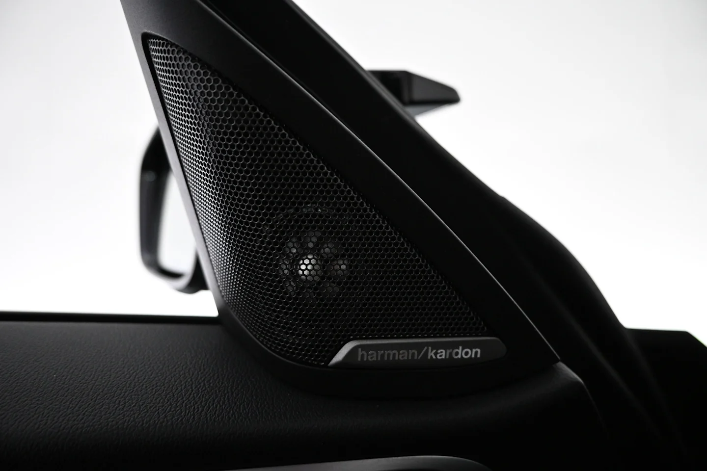 Car Image - 1NISzsi6vzWAPdvLCwiH6U