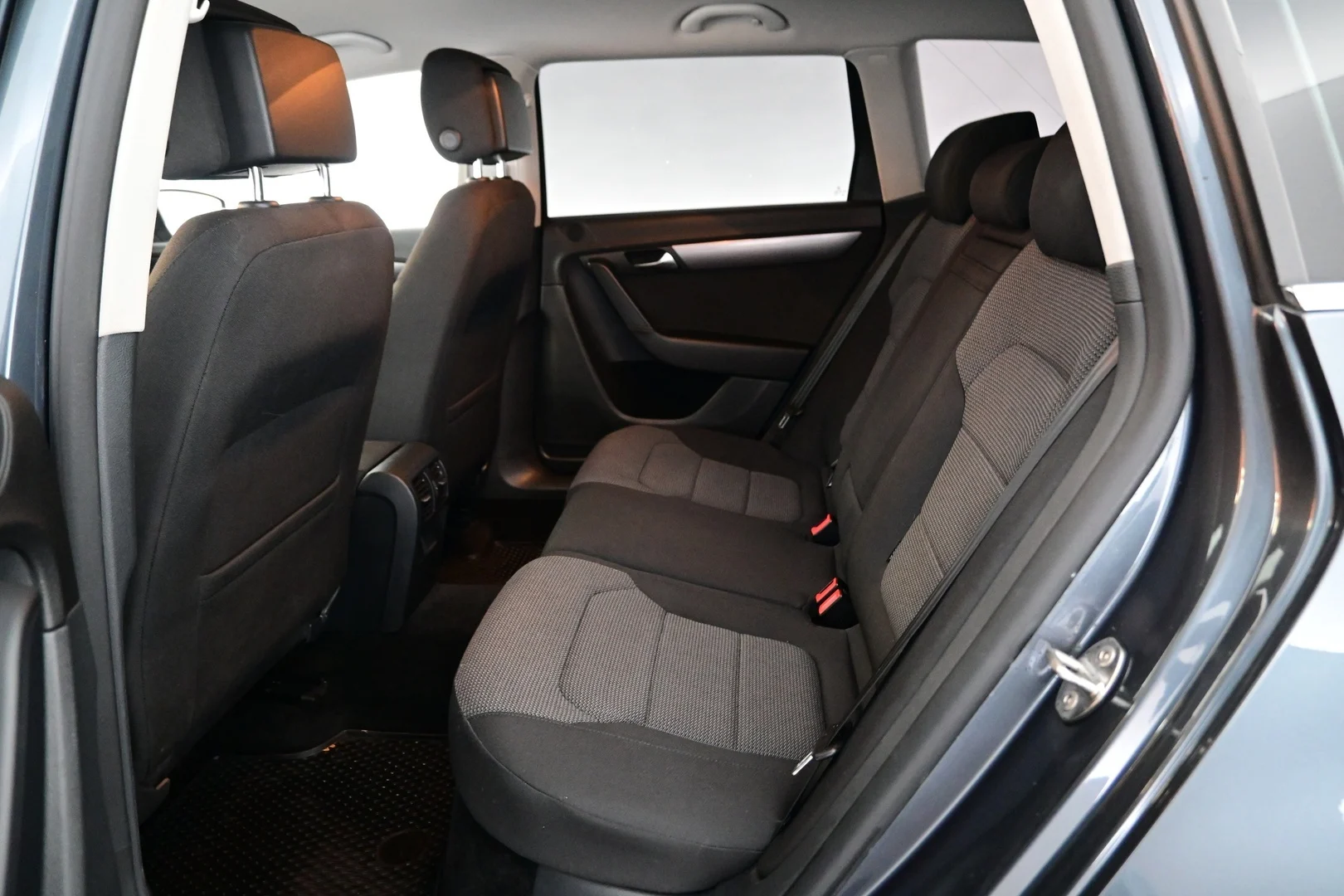 Car Image - 62XdmReVWkHXHek7SjE8O0