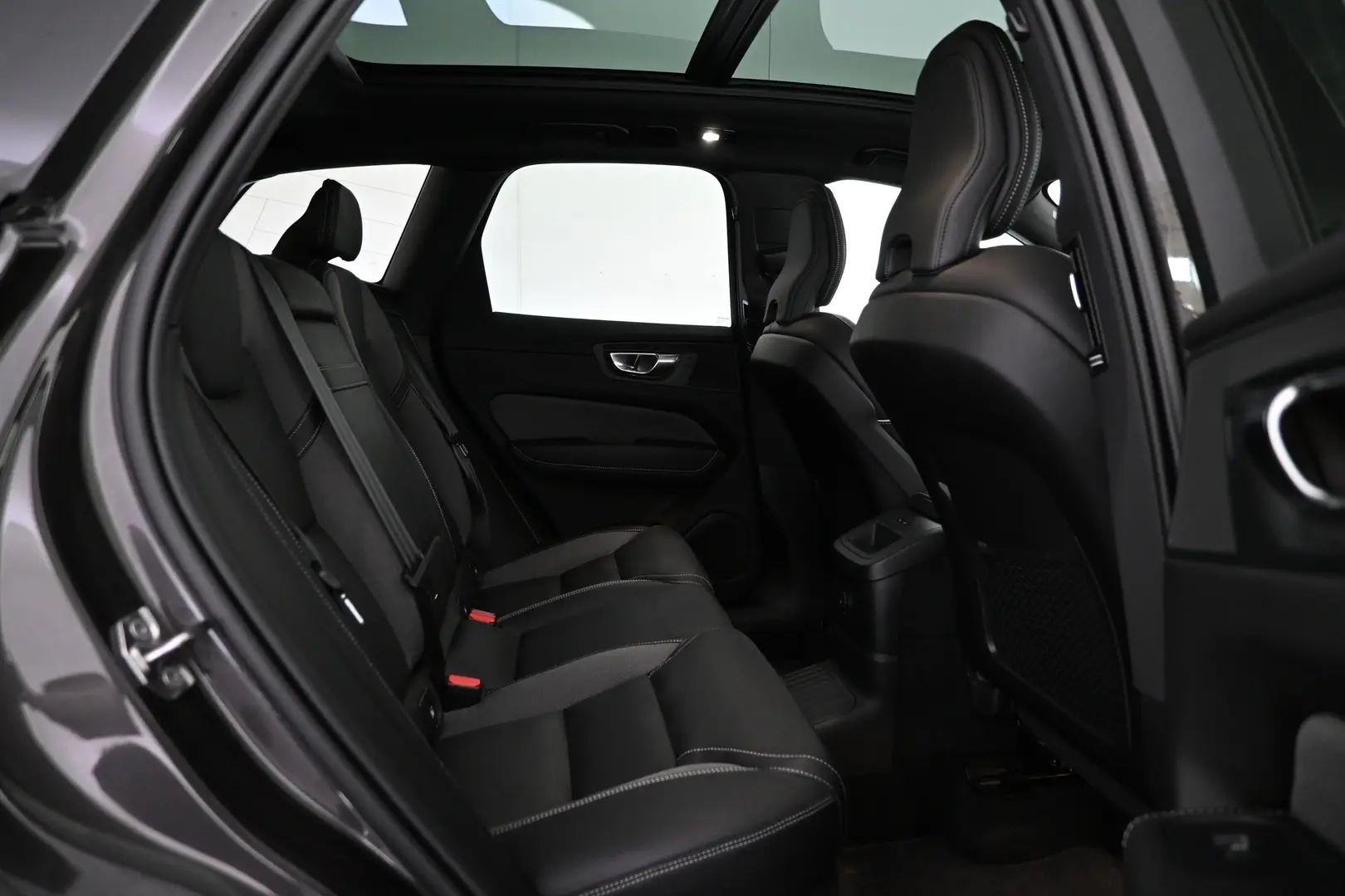 Car Image - K8ZxHVgkThIdEP6i3Anqd