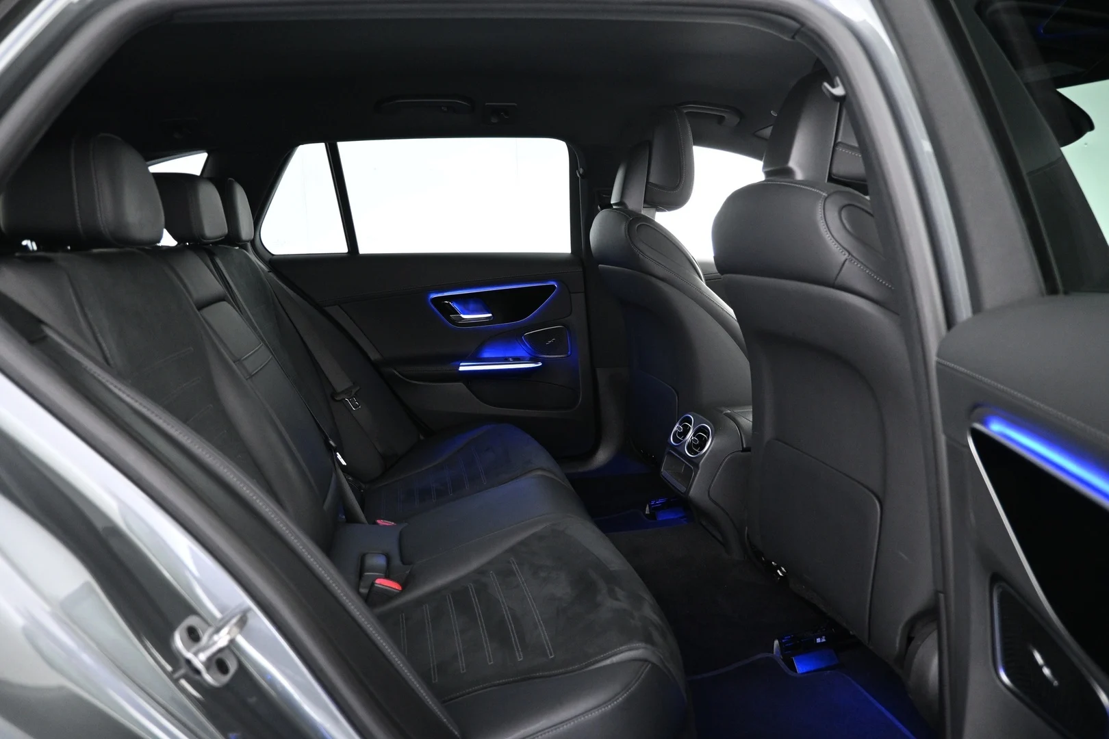 Car Image - 3C3JrqKZDJW1kZarItJbLI