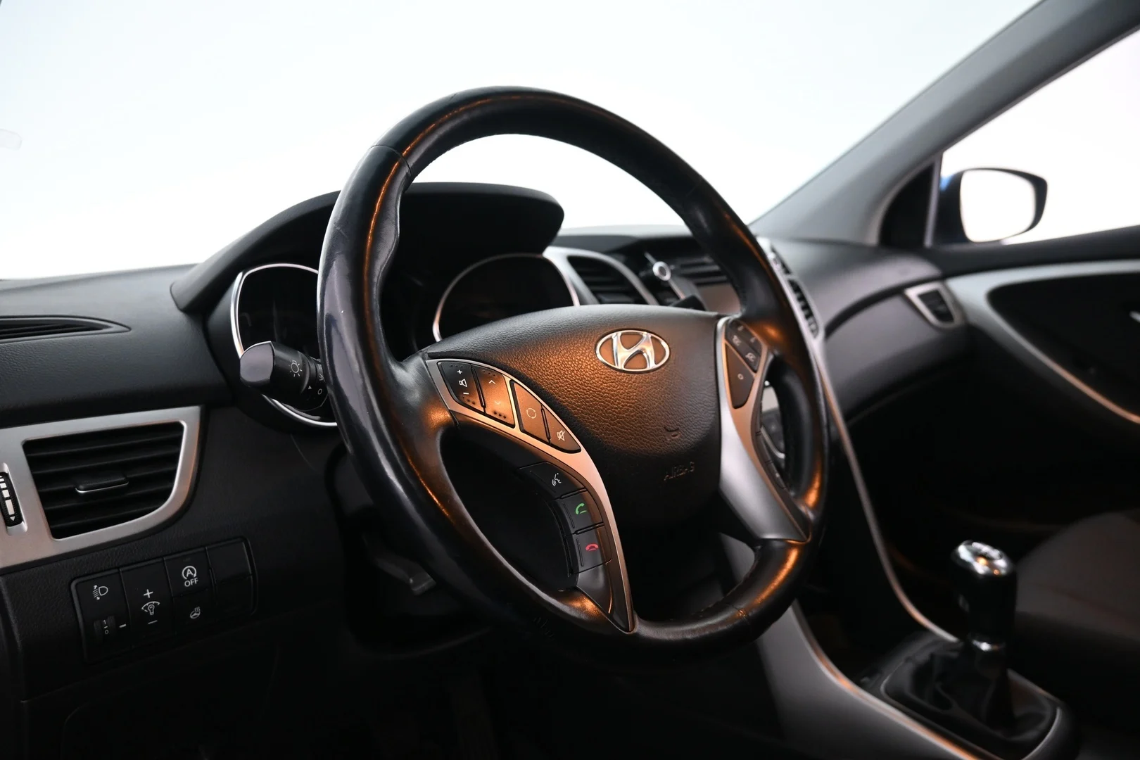 Car Image - 2JdnlRHQxrrFLmfBcZrJ5N