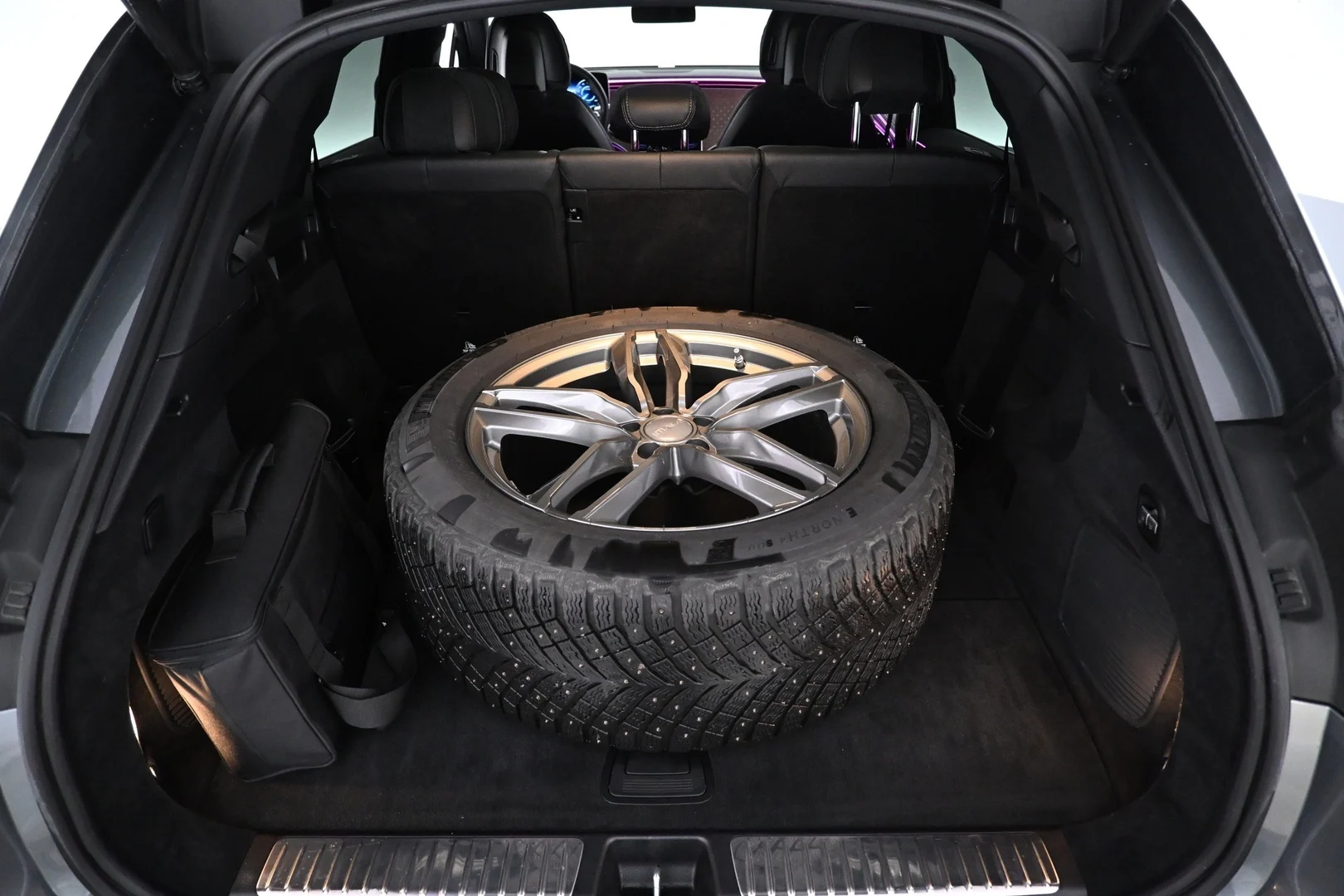 Car Image - 2GTJF2nWiA65iCFz9fNkmU