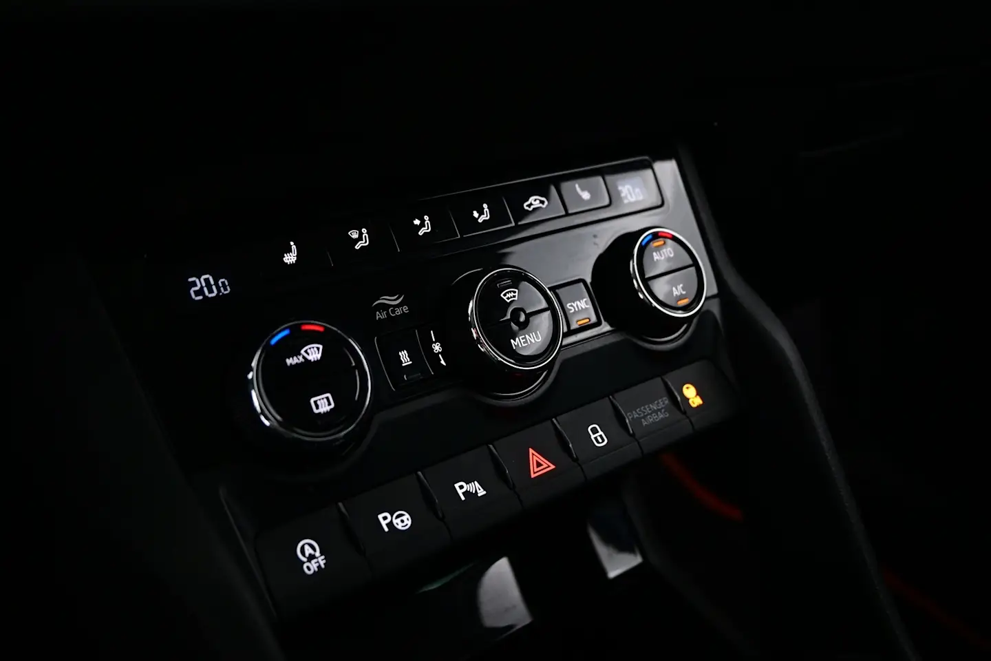 Car Image - 1cvLyFUGNoJ42Rsc3Z0OyB