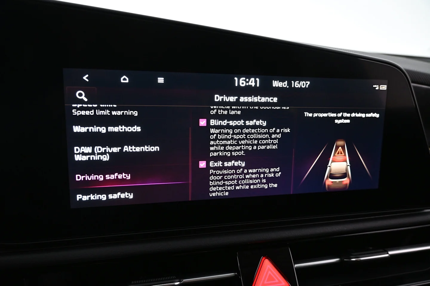 Car Image - 3c08YlzUougQkd9UJLWsWo