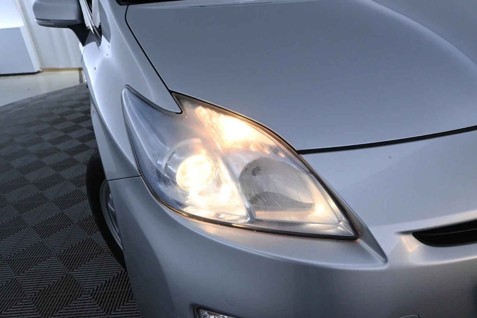 Car Image - 16Y1M7k3GdNaAiVqEKyetM